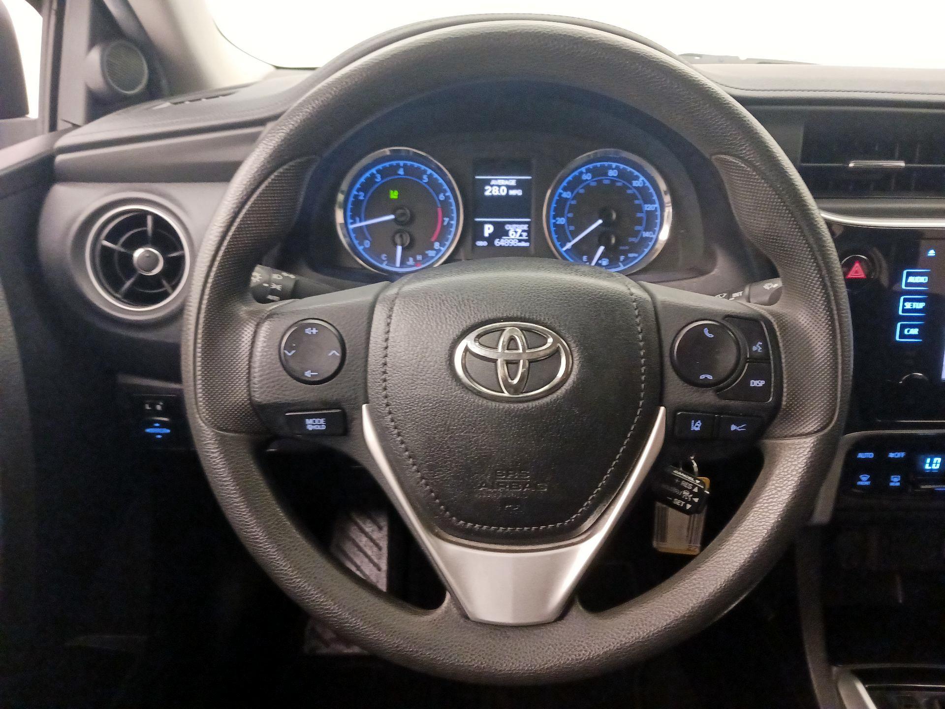 Thumbnail: 2019 Toyota Corolla - 10