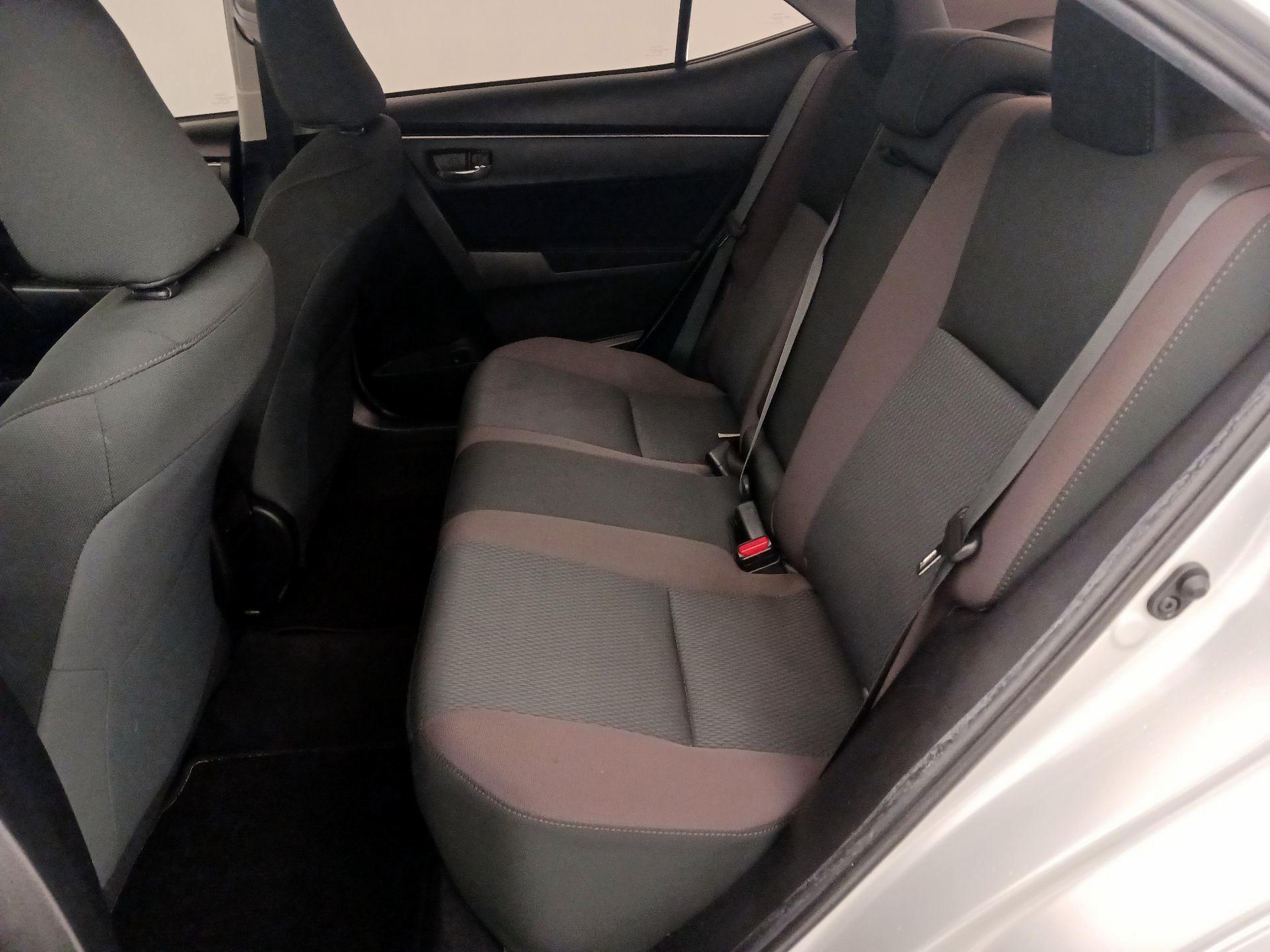 Thumbnail: 2019 Toyota Corolla - 19