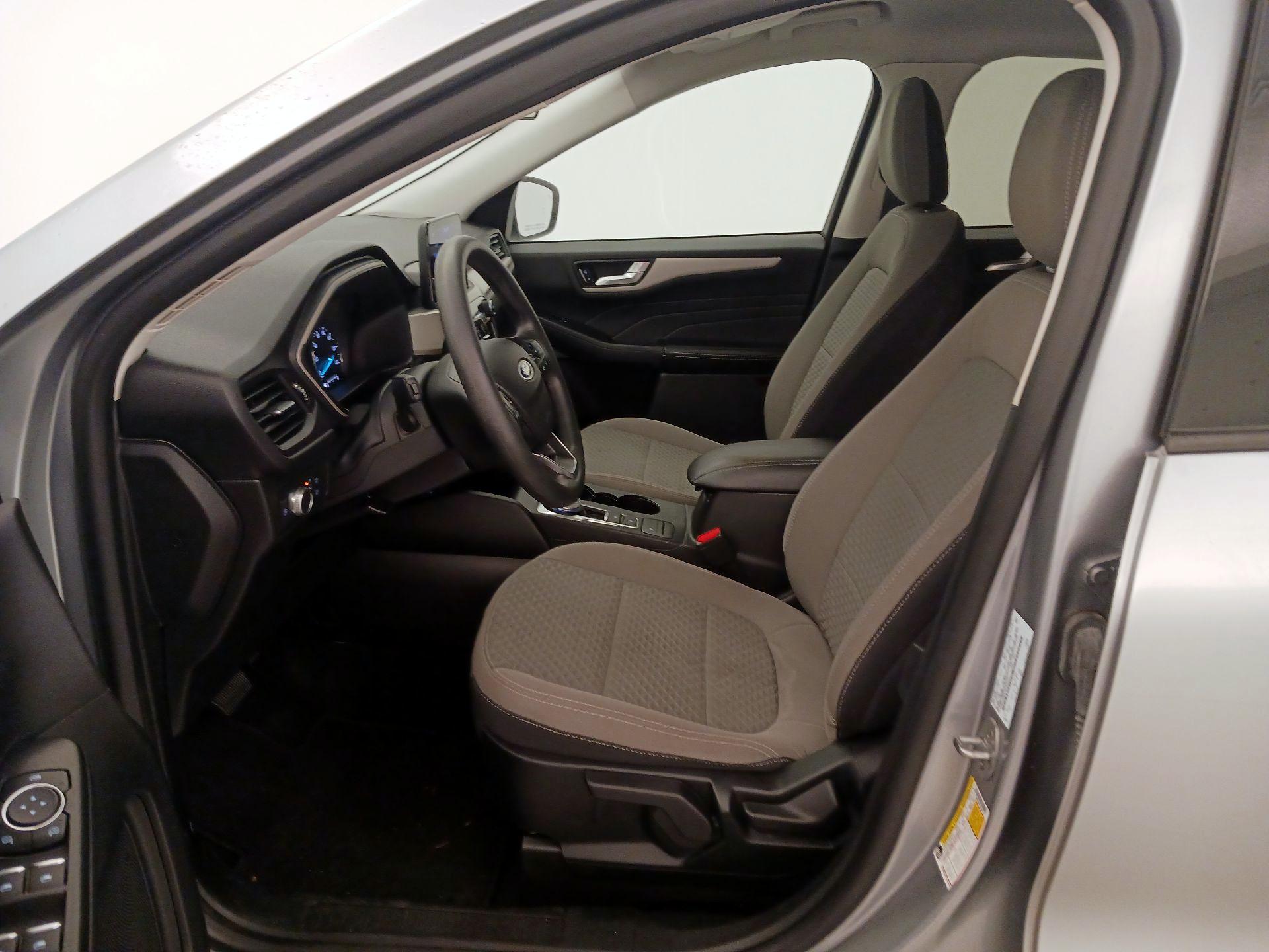 Thumbnail: 2021 Ford Escape - 11