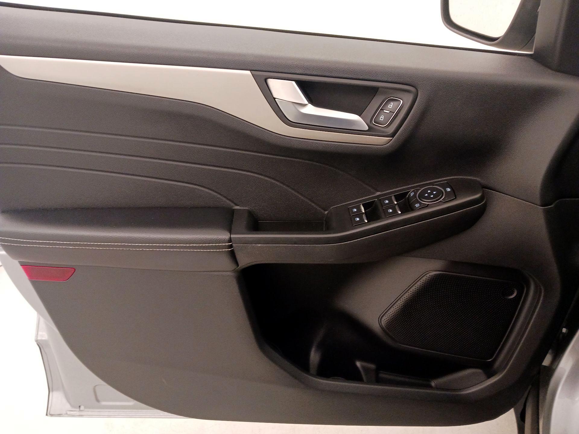 Thumbnail: 2021 Ford Escape - 12