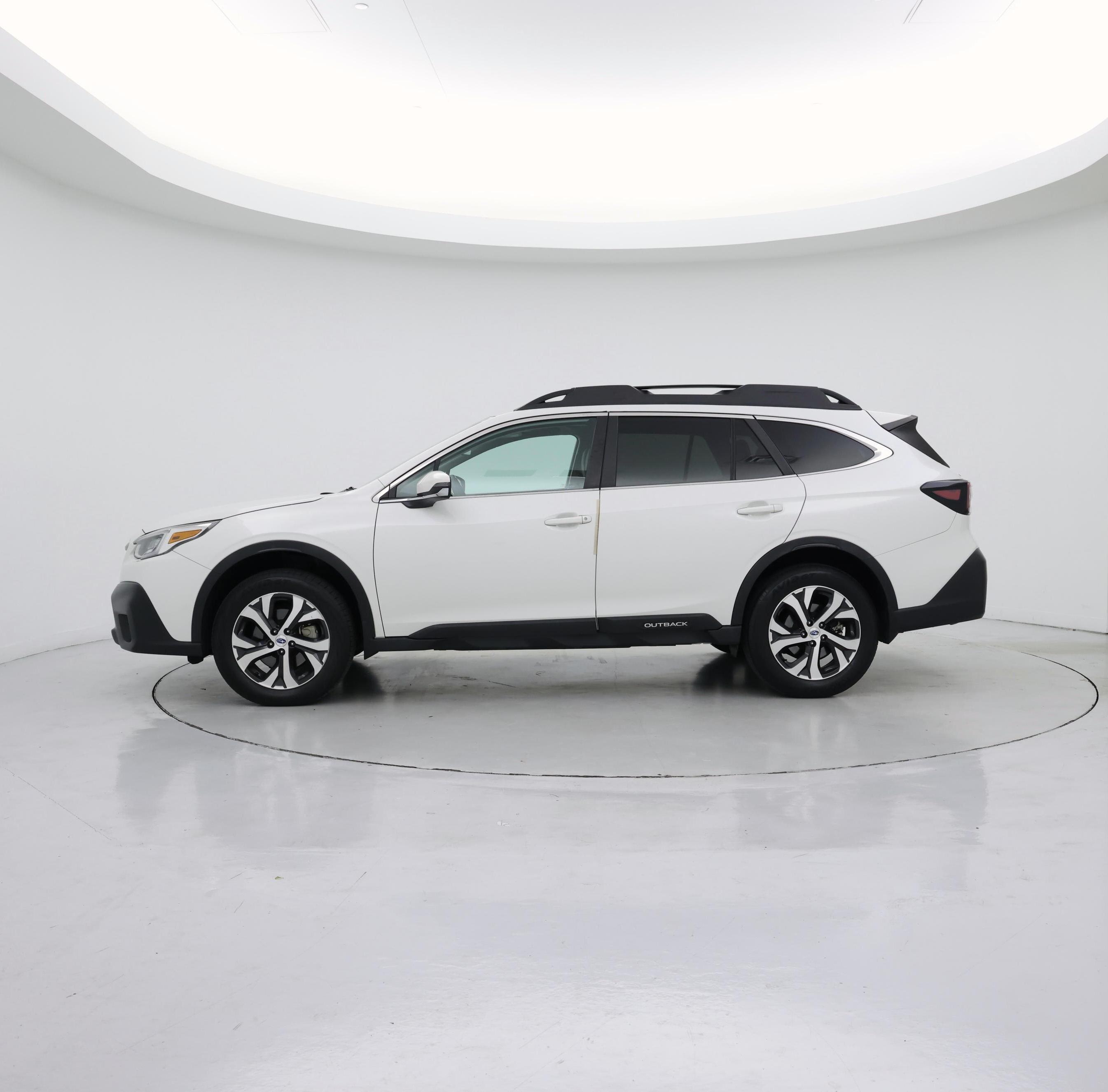 Thumbnail: 2021 Subaru Outback - 3