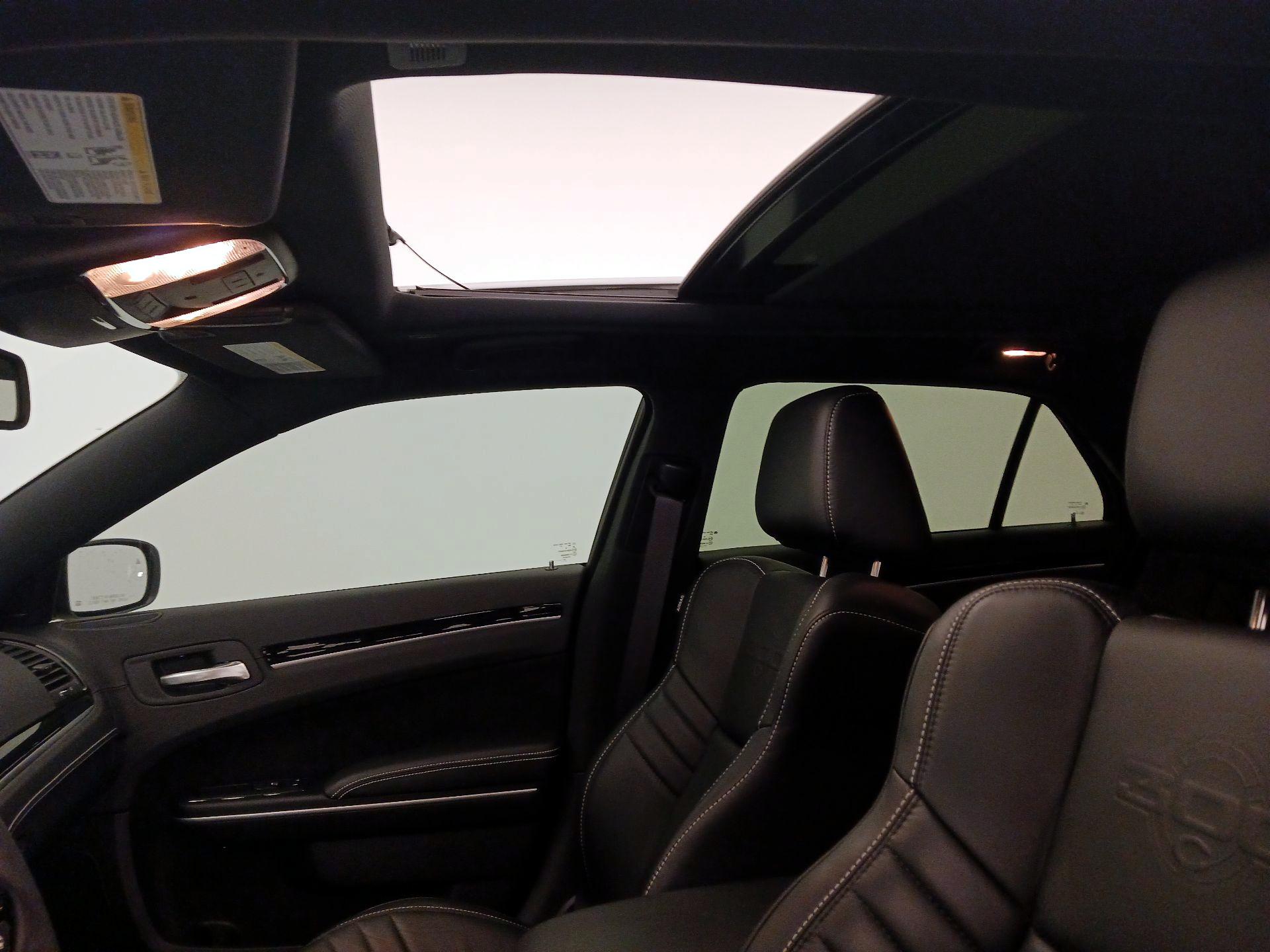 Thumbnail: 2023 Chrysler 300 - 20