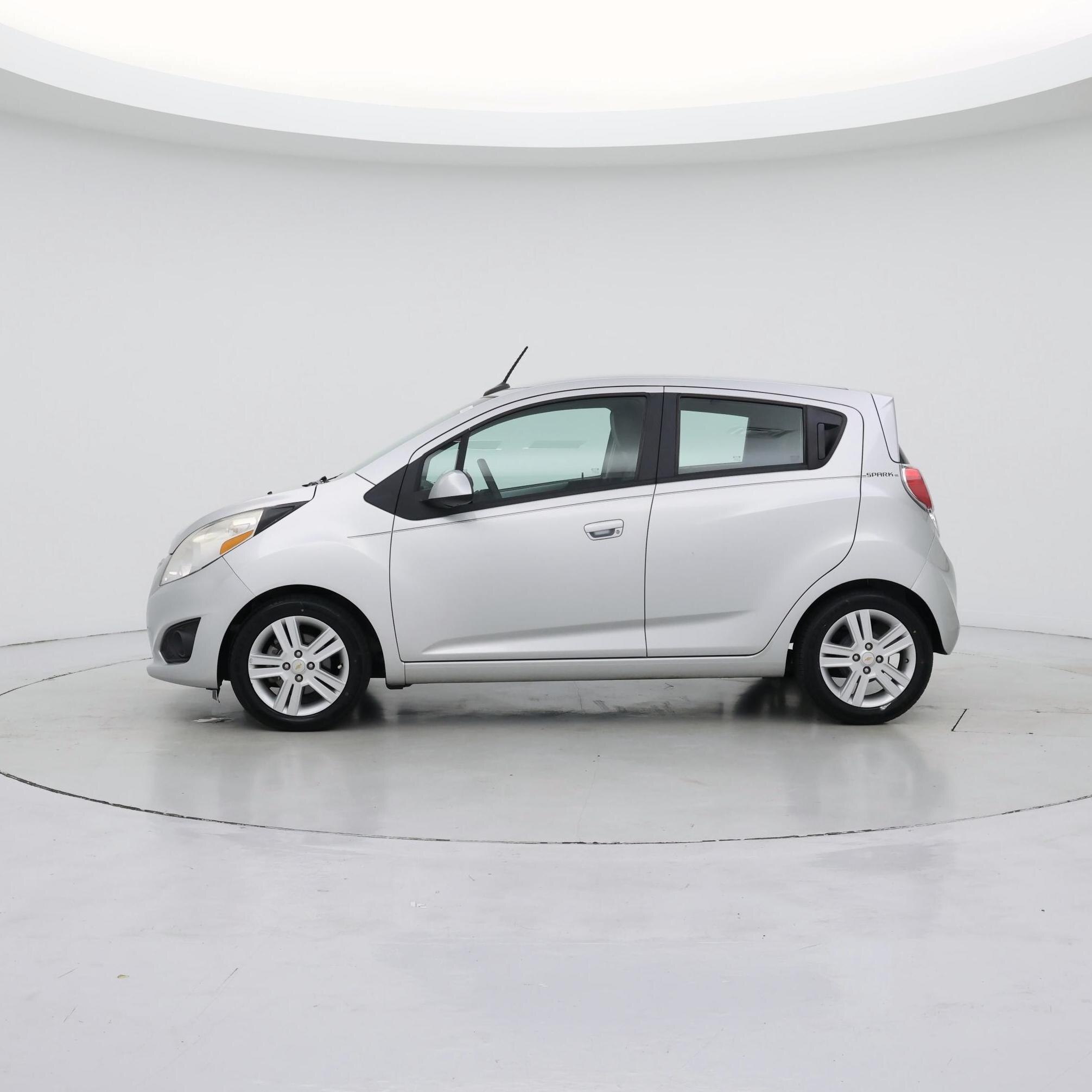 Thumbnail: 2014 Chevrolet Spark - 3
