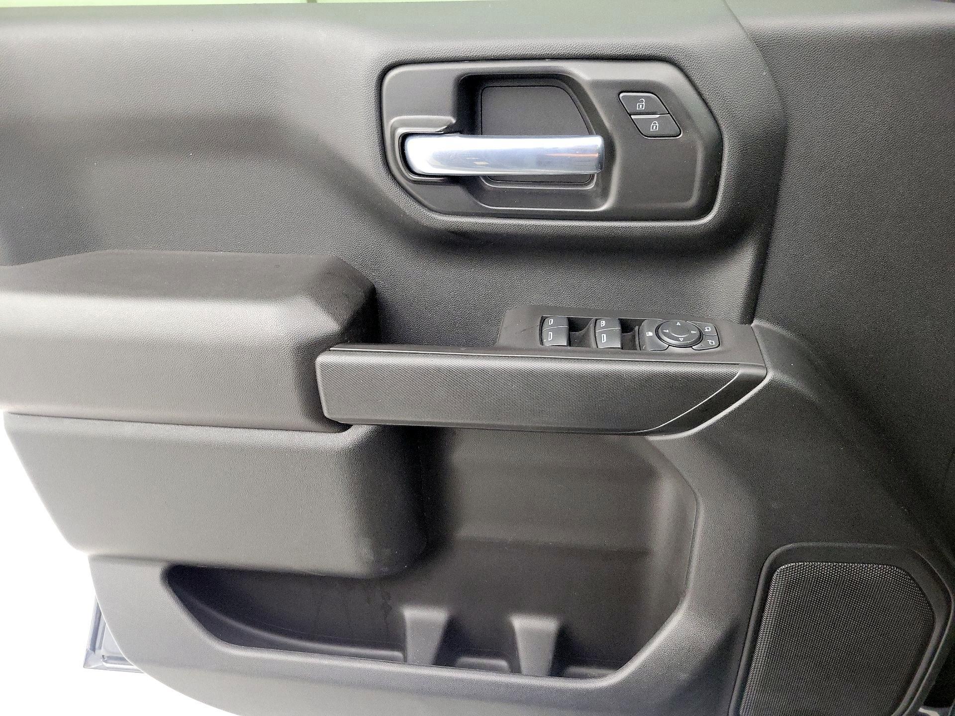 Thumbnail: 2021 Chevrolet Silverado 1500 - 12