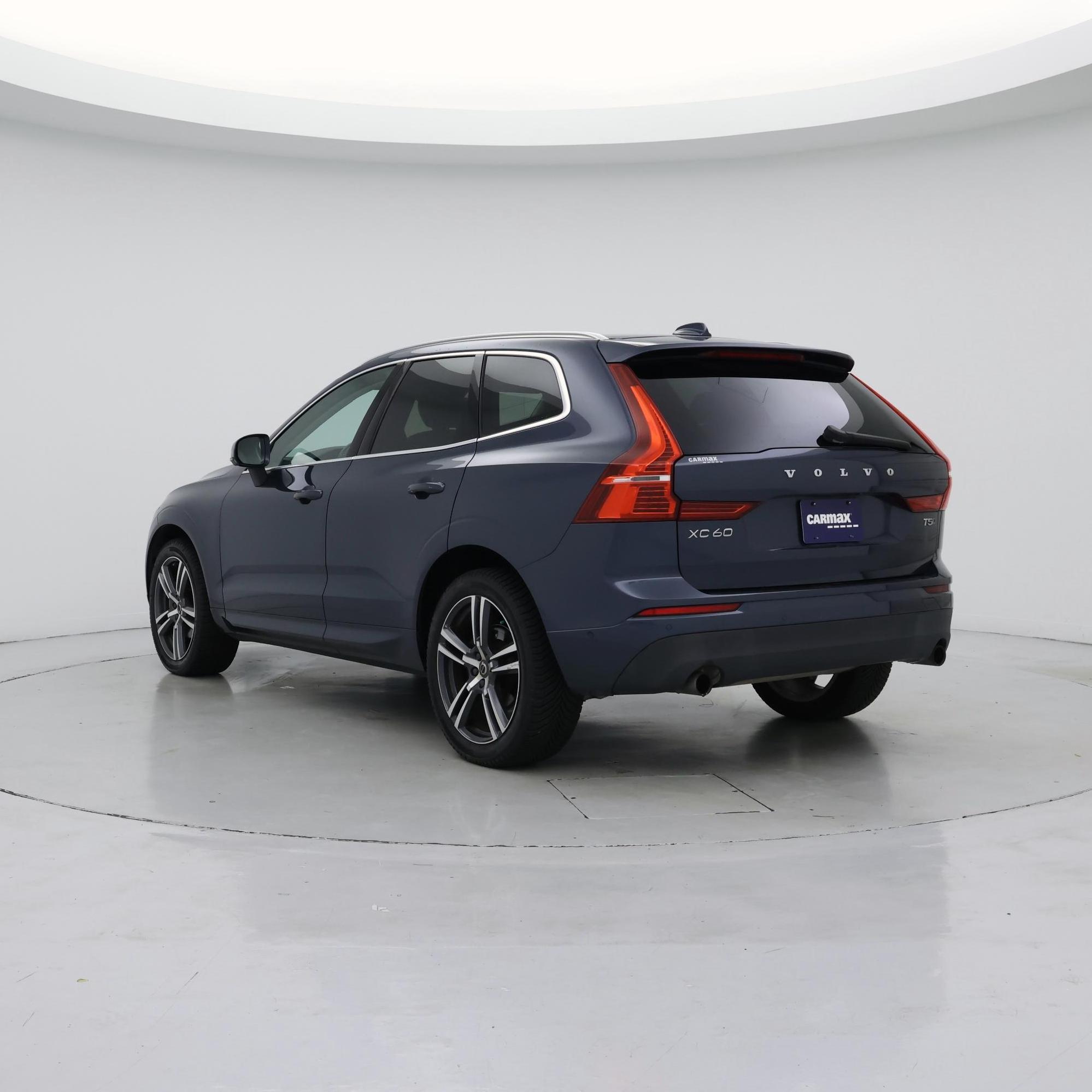 Thumbnail: 2019 Volvo XC60 - 2