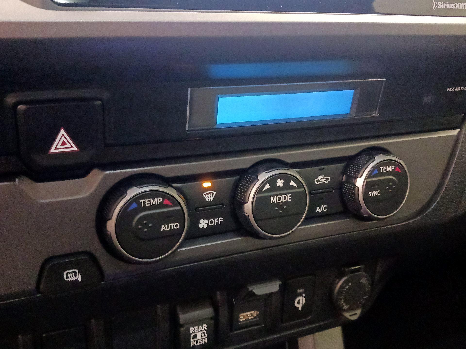 Thumbnail: 2021 Toyota Tacoma - 16