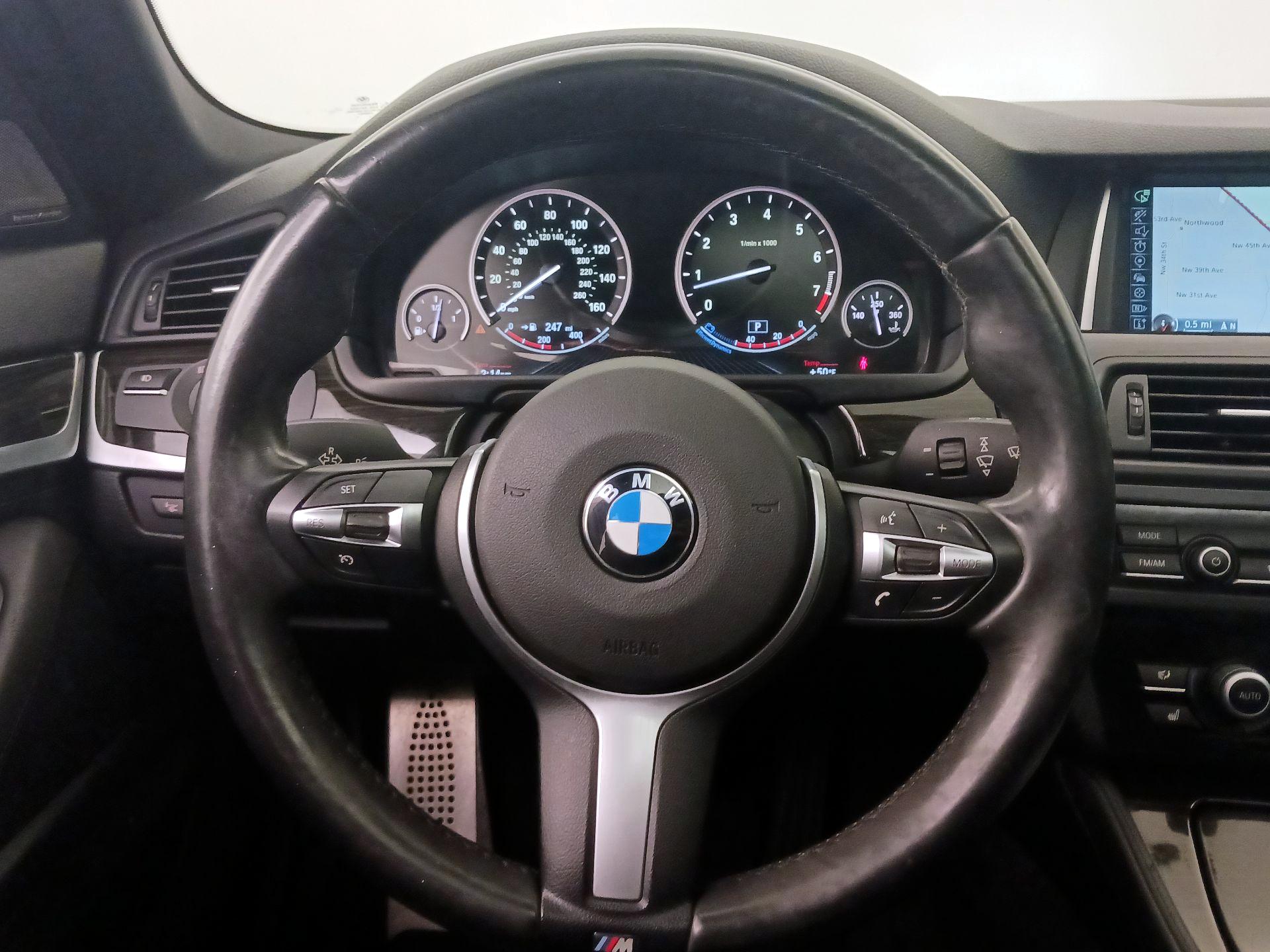 Thumbnail: 2014 BMW 5 Series - 10