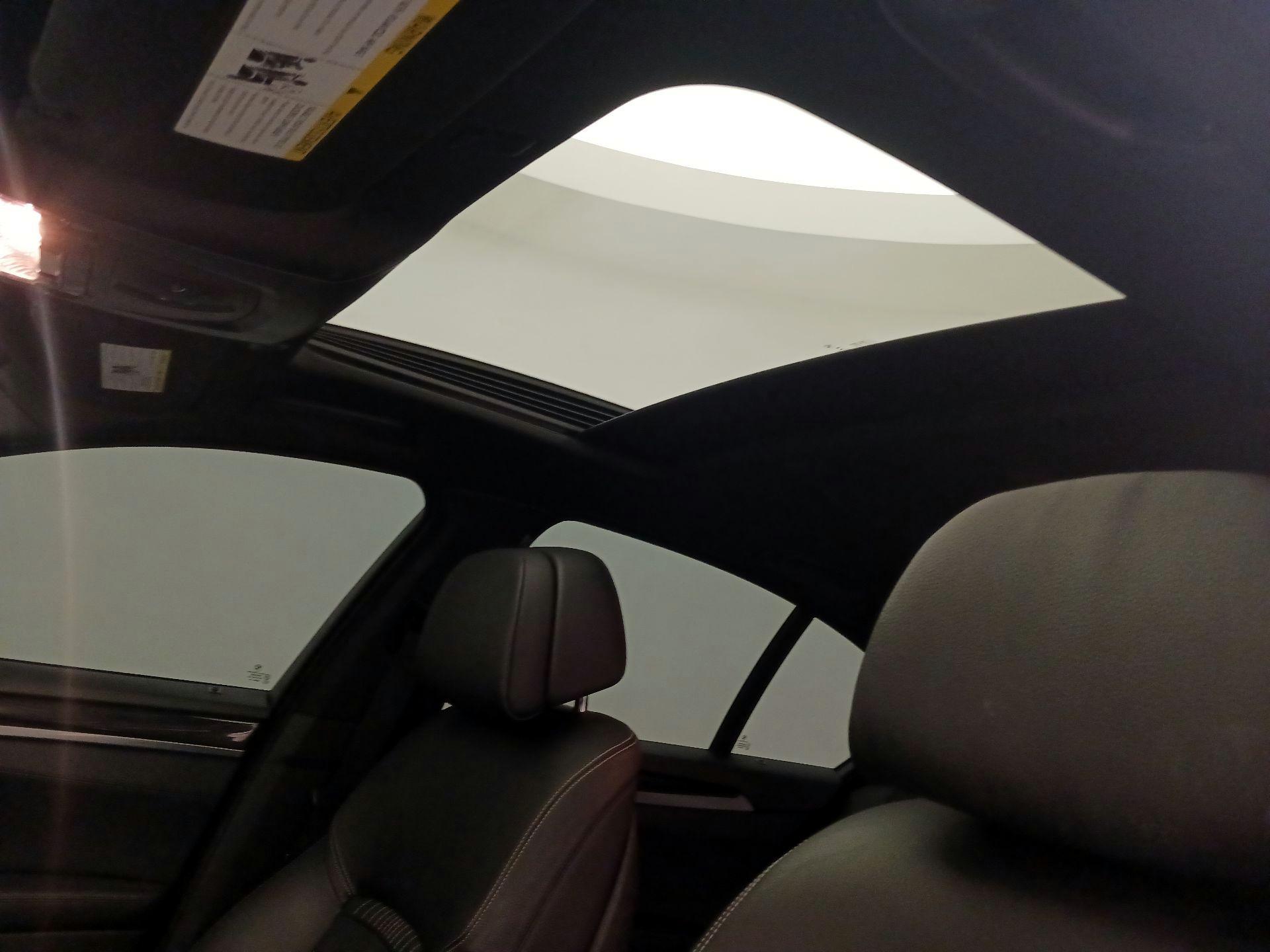 Thumbnail: 2014 BMW 5 Series - 20