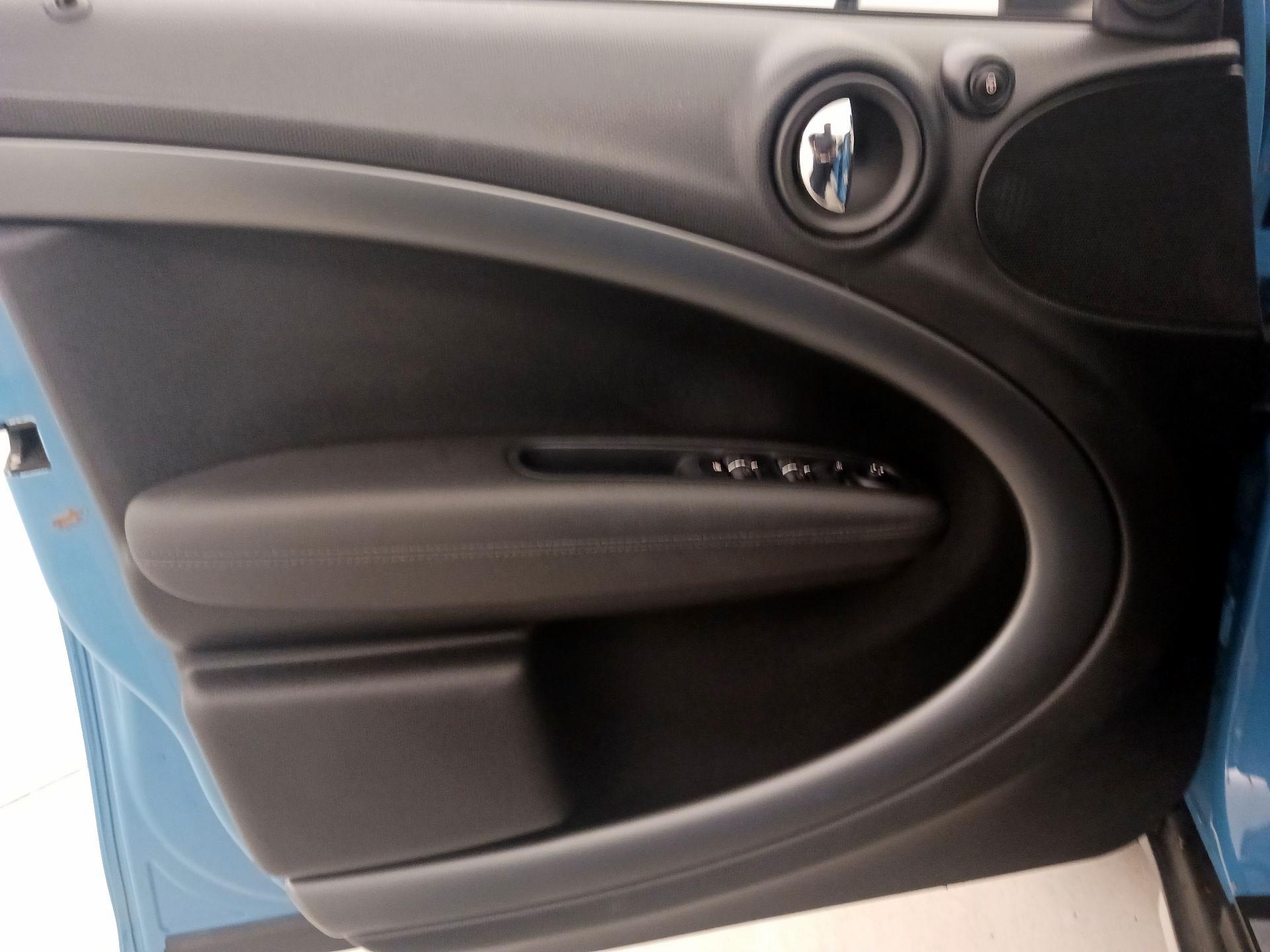 Thumbnail: 2016 MINI Cooper Countryman - 12