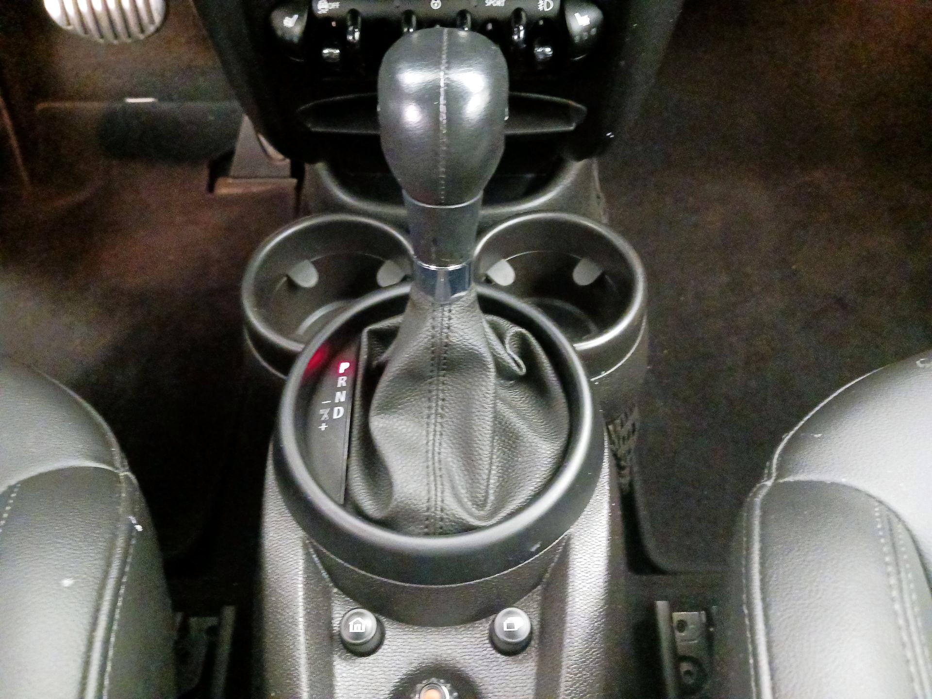 Thumbnail: 2016 MINI Cooper Countryman - 15