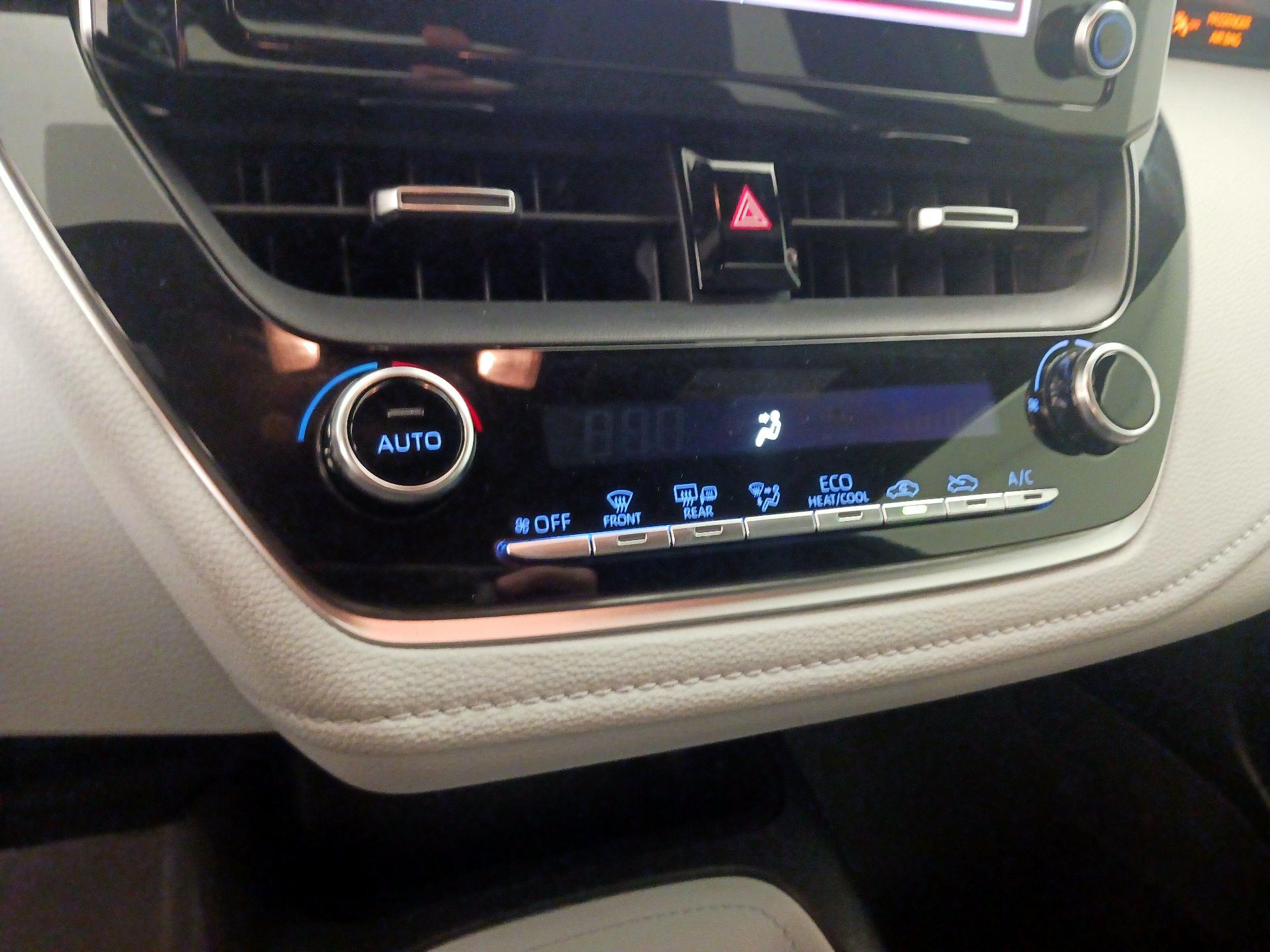 Thumbnail: 2020 Toyota Corolla - 16