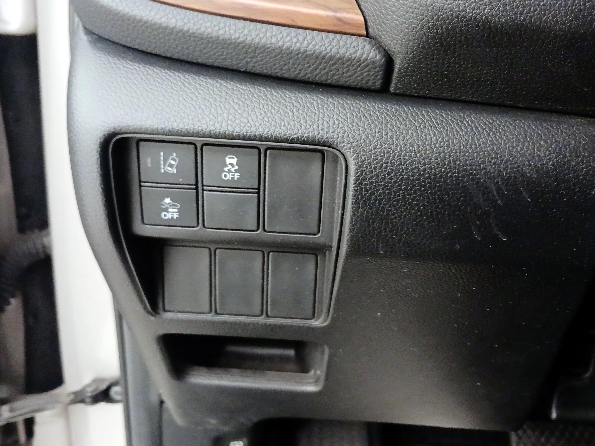 Thumbnail: 2019 Honda CR-V - 13