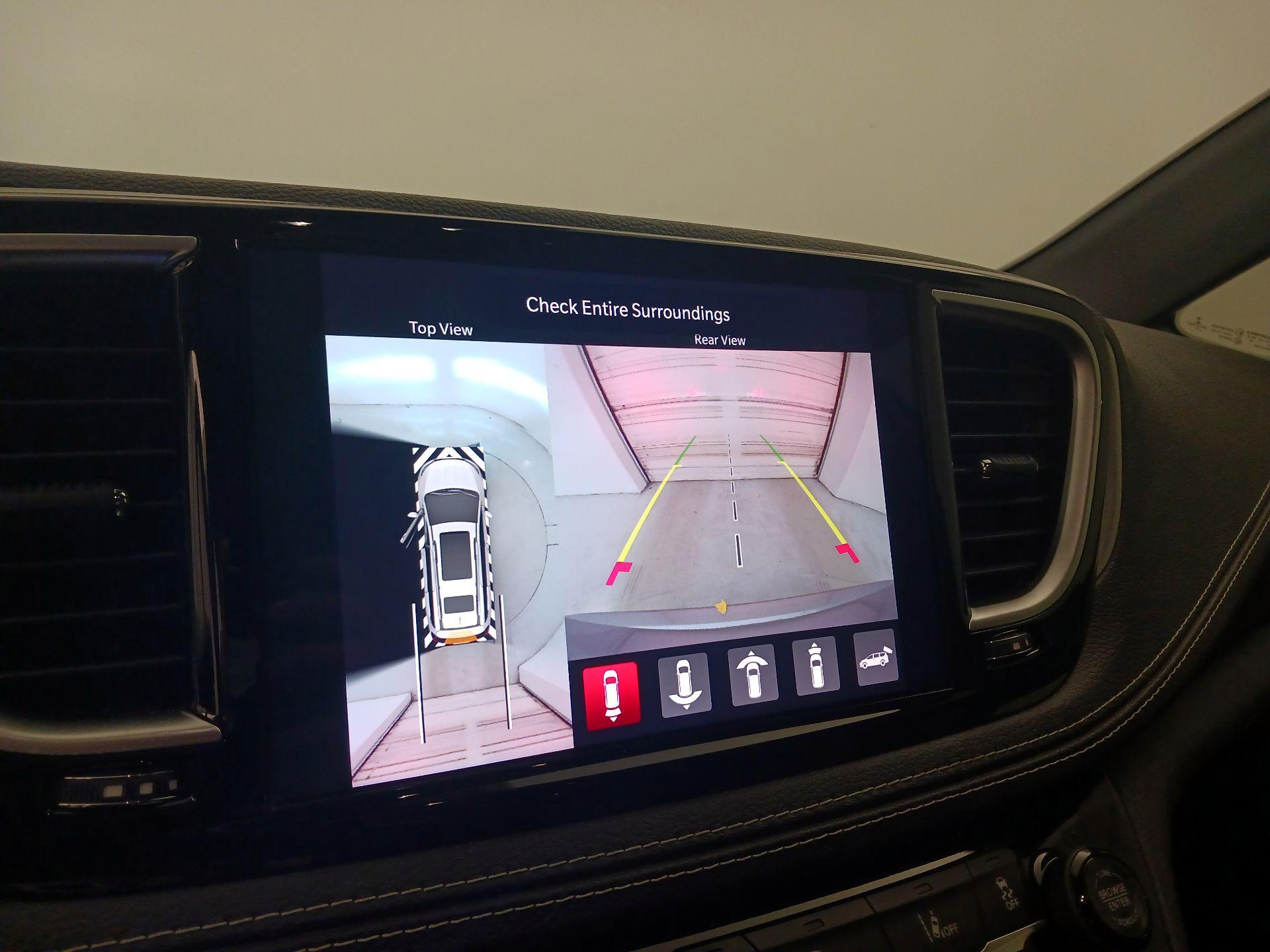 Thumbnail: 2021 Chrysler Pacifica - 15