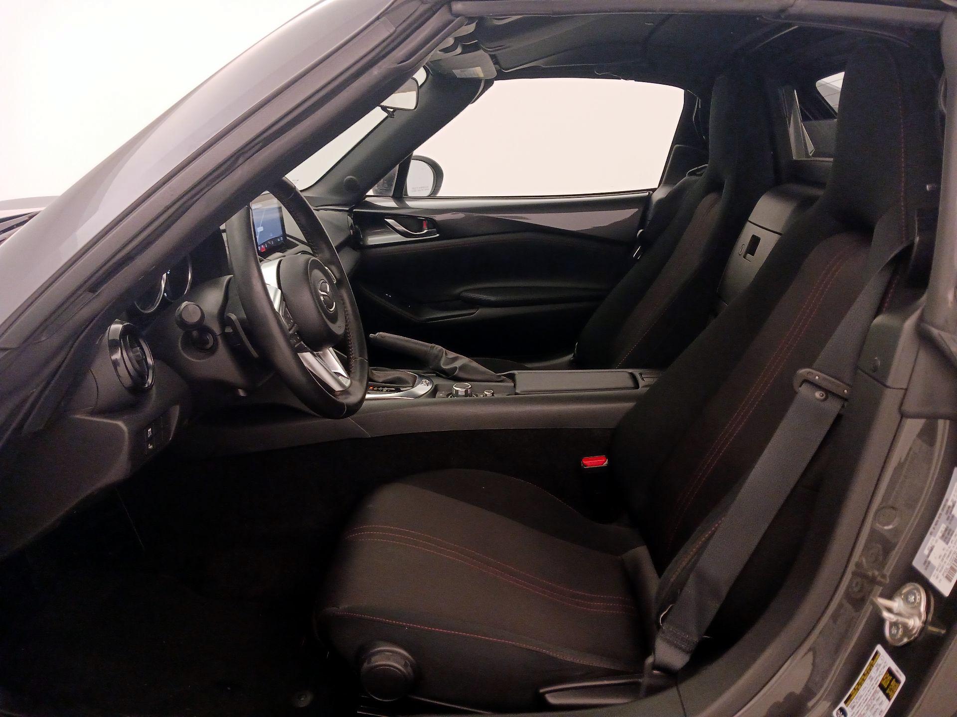 Thumbnail: 2018 Mazda MX-5 Miata - 11