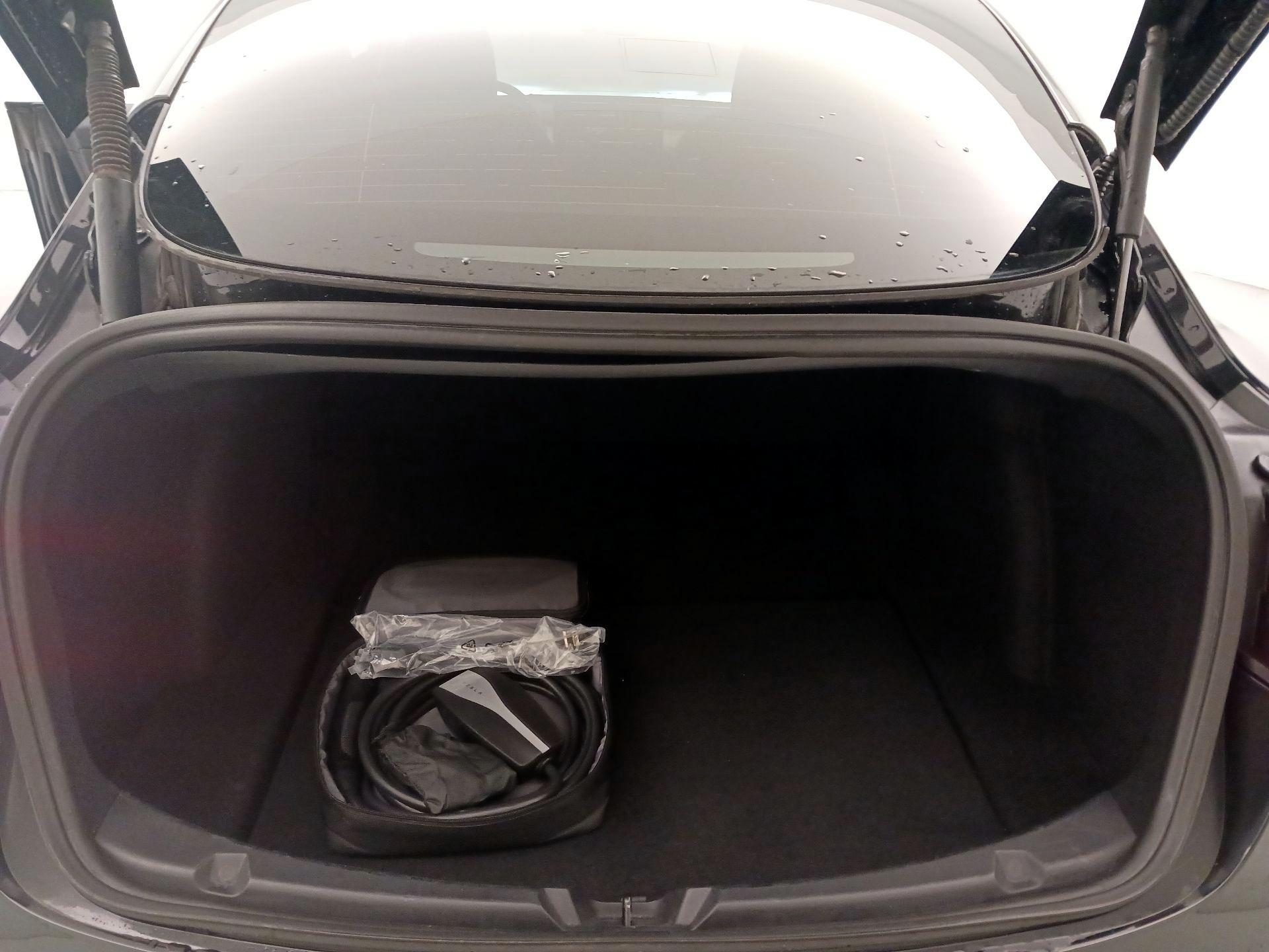 Thumbnail: 2022 Tesla Model 3 - 19