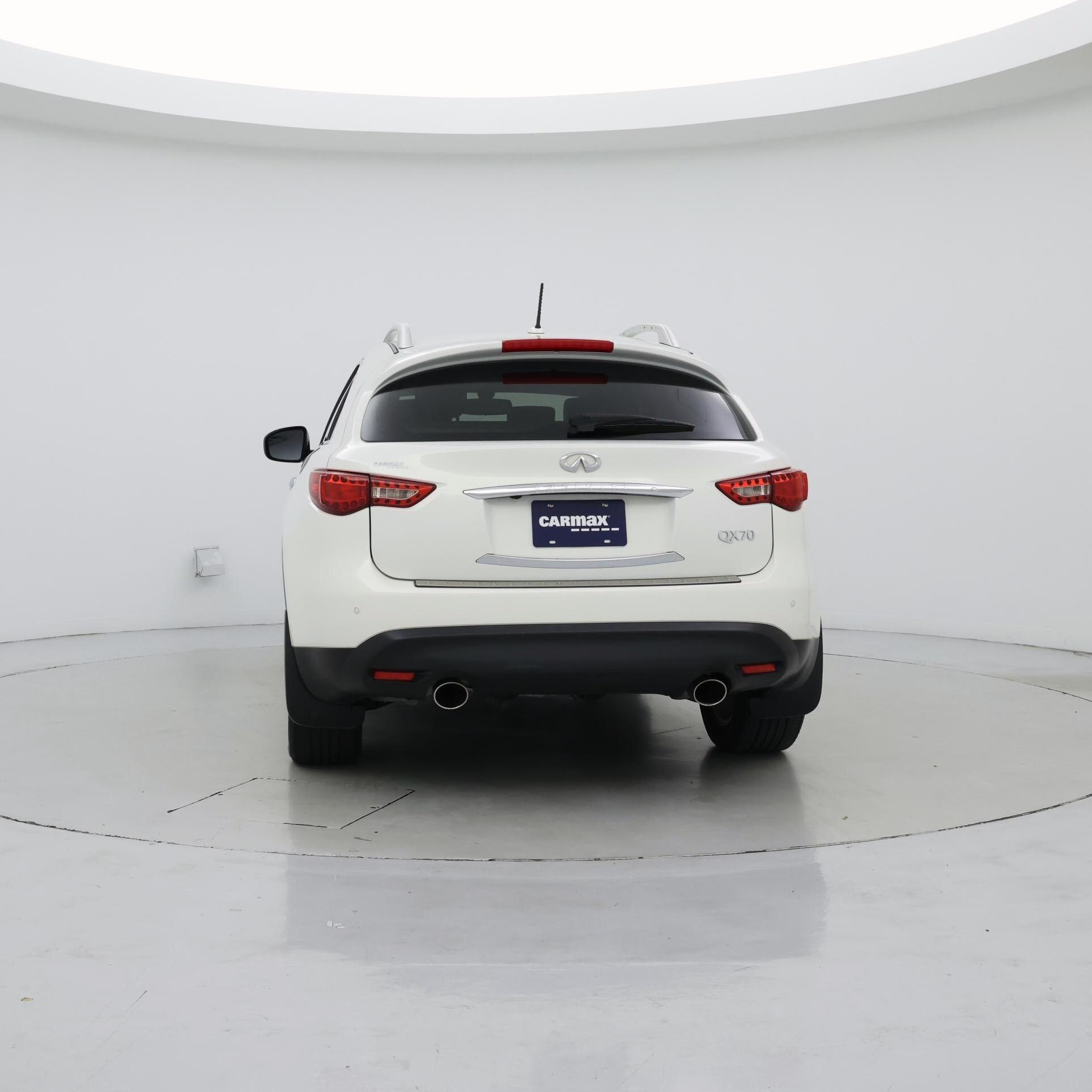 Thumbnail: 2016 INFINITI QX70 - 6