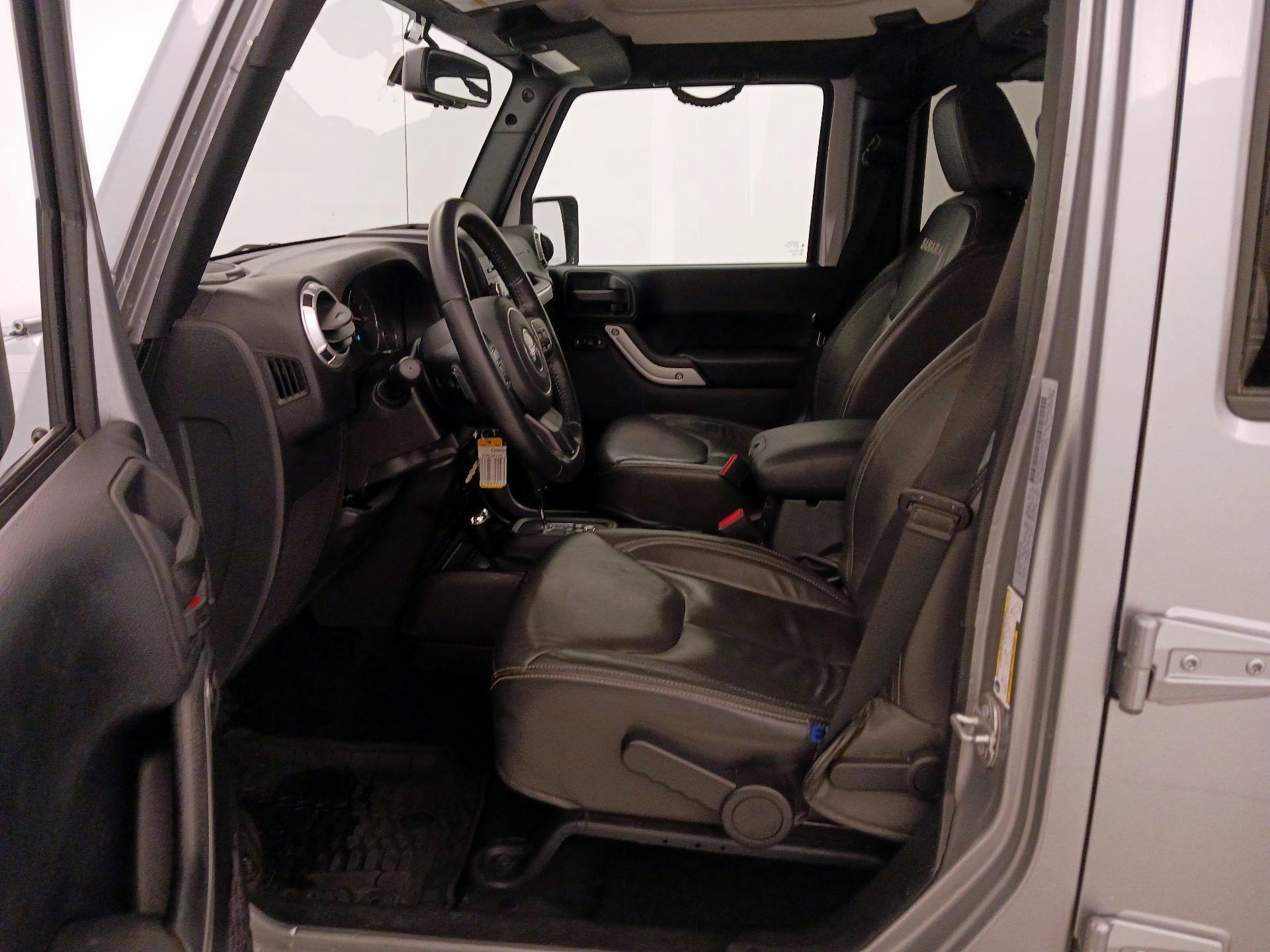 Thumbnail: 2016 Jeep Wrangler - 11