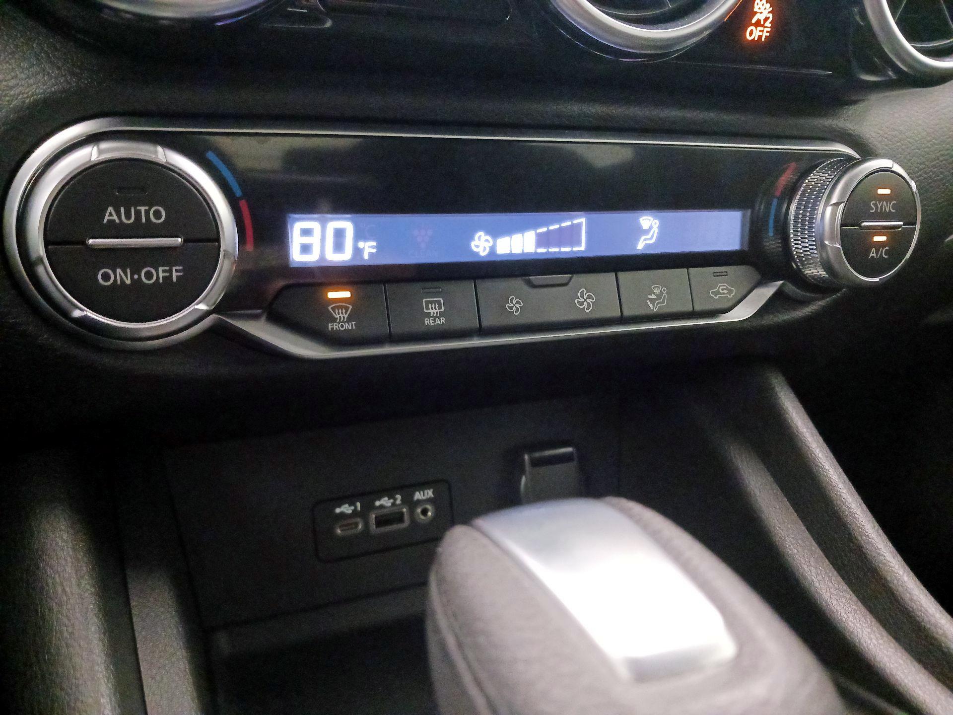 Thumbnail: 2020 Nissan Sentra - 16