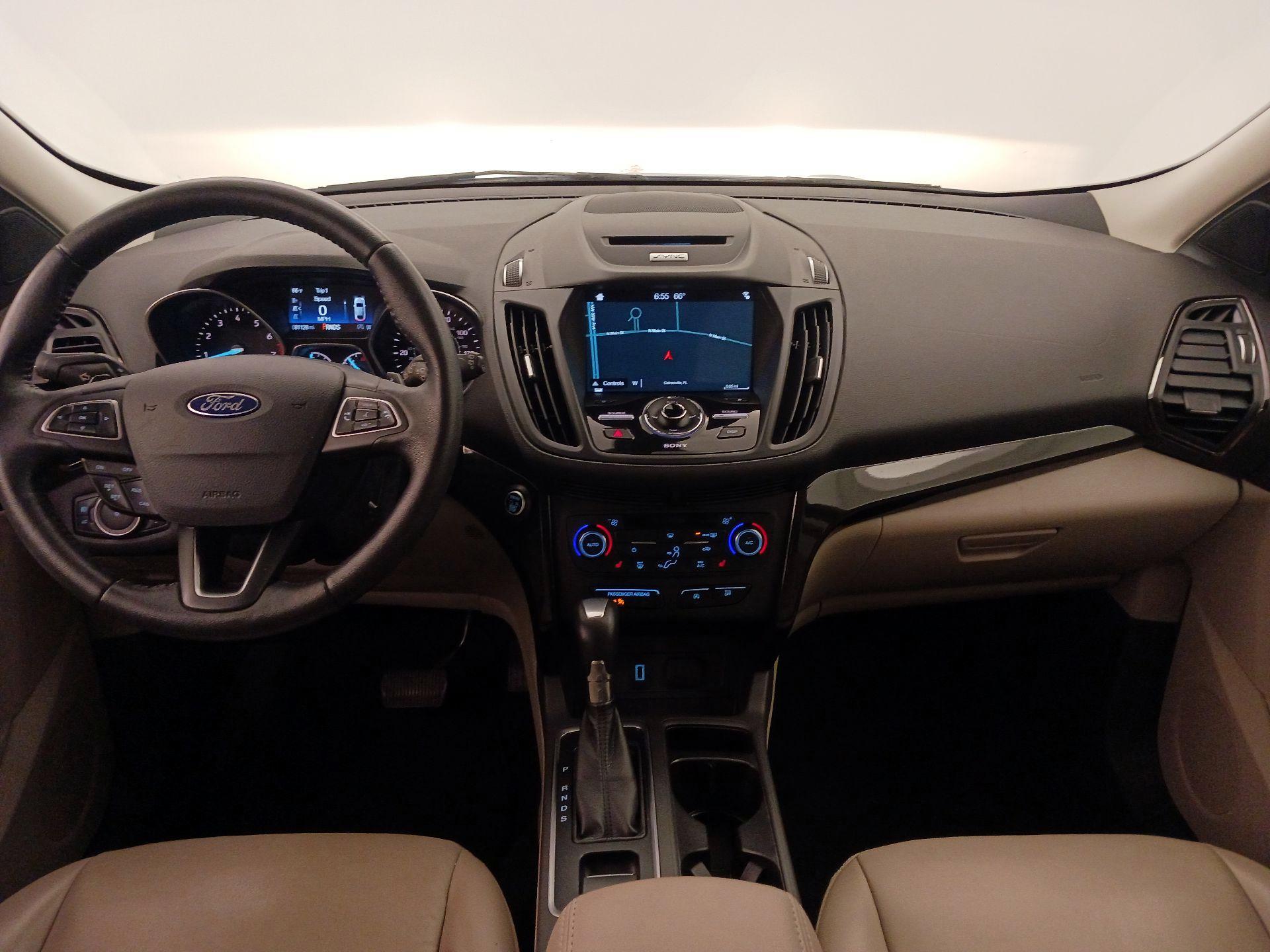 Thumbnail: 2017 Ford Escape - 9