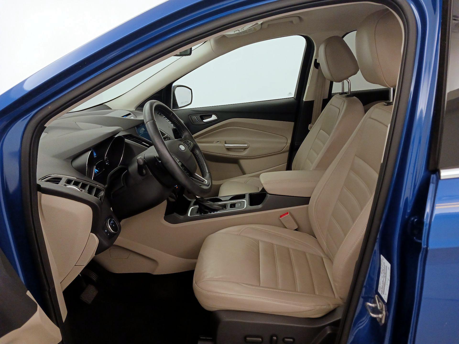 Thumbnail: 2017 Ford Escape - 11