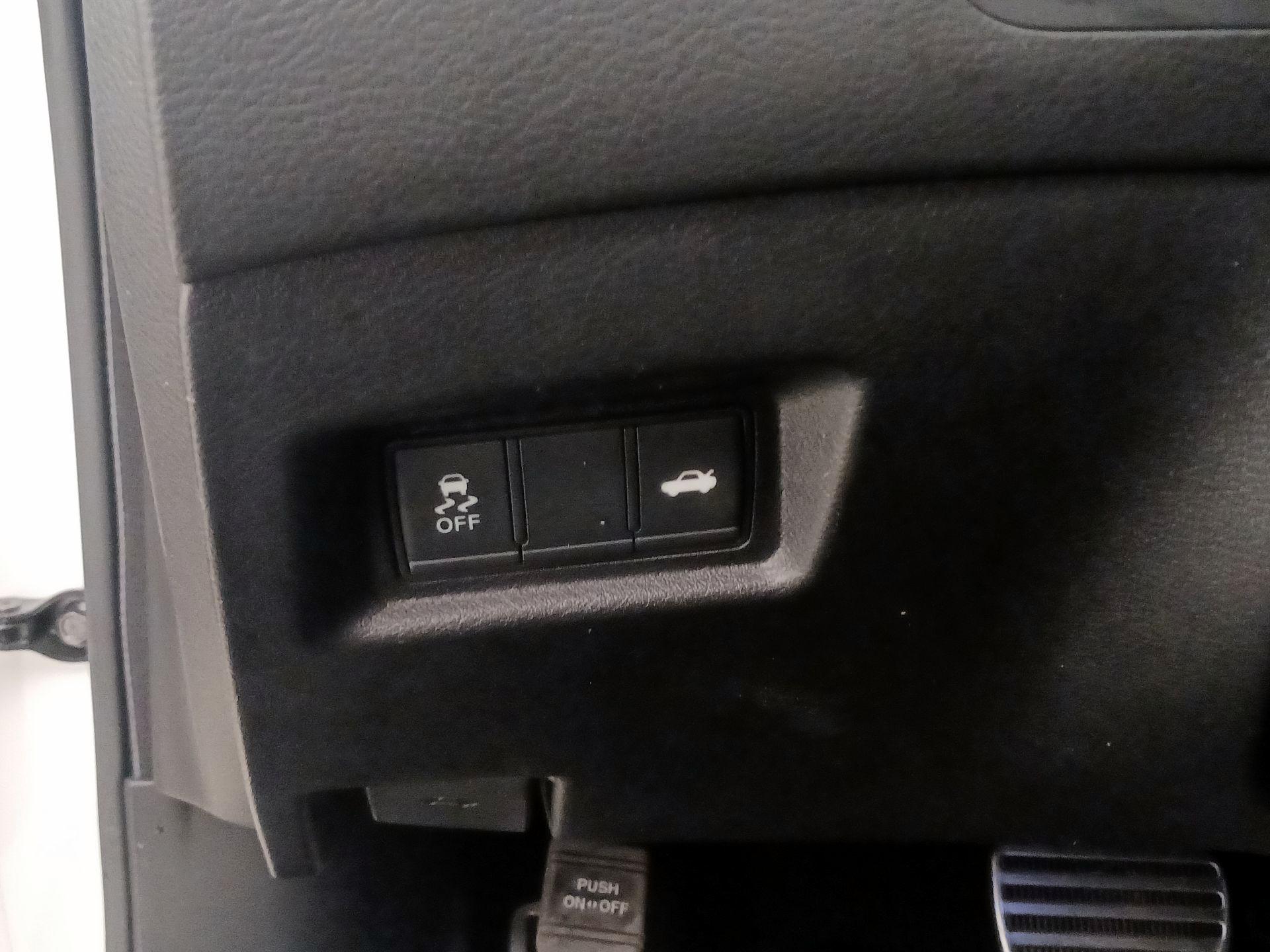 Thumbnail: 2018 INFINITI  - 13