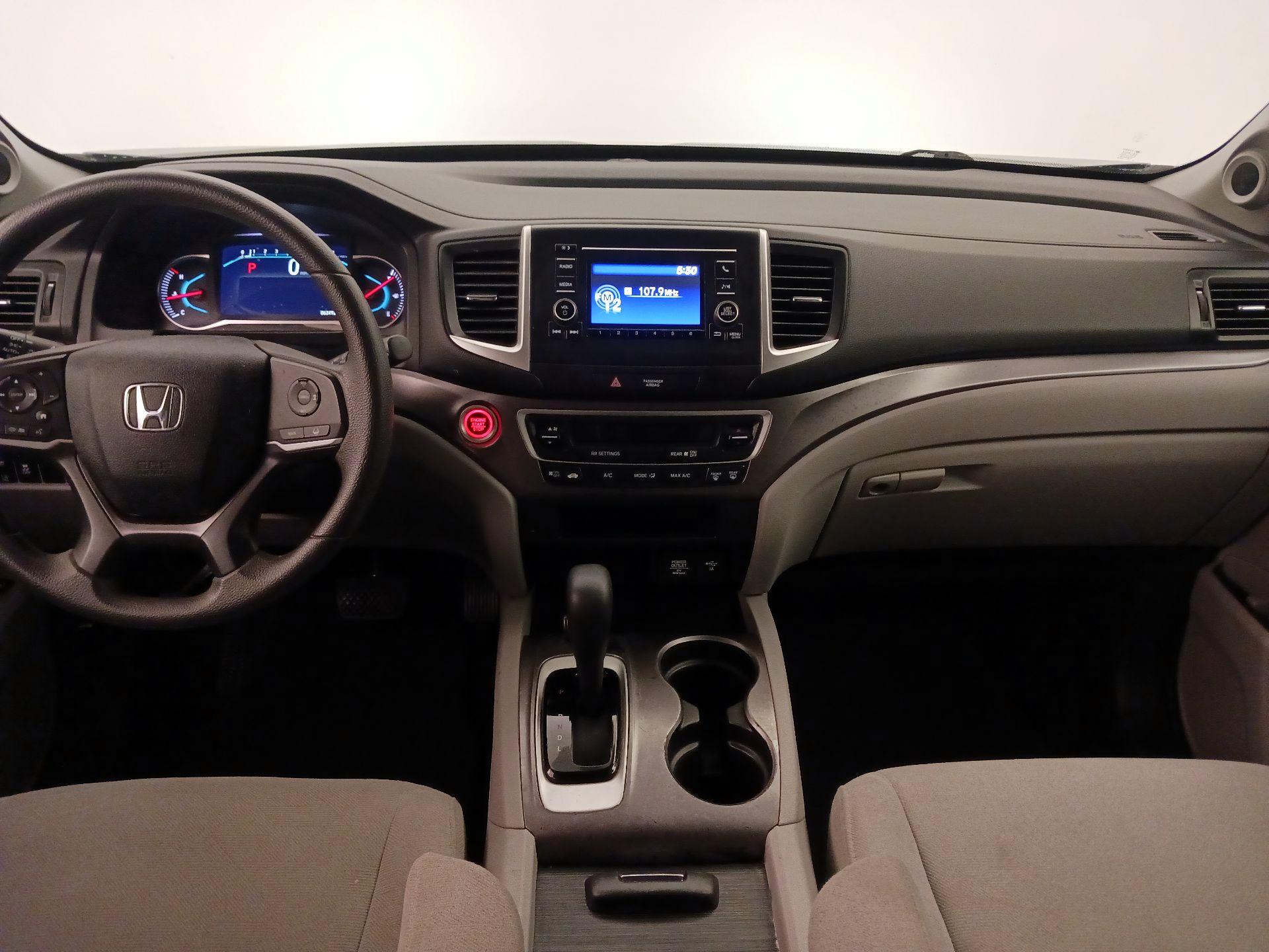 Thumbnail: 2020 Honda Pilot - 9