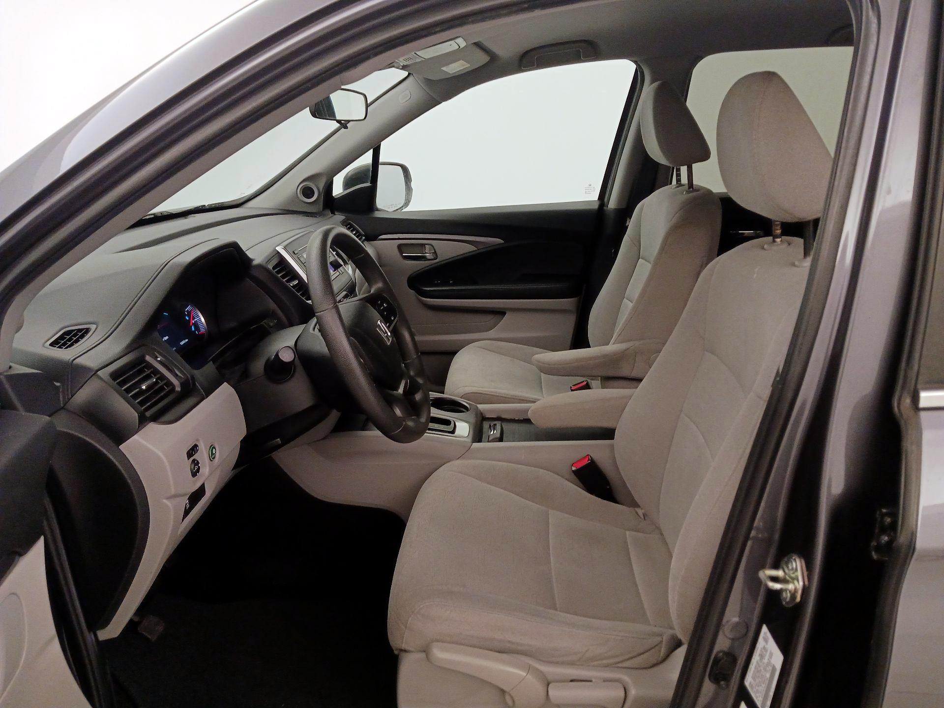 Thumbnail: 2020 Honda Pilot - 11