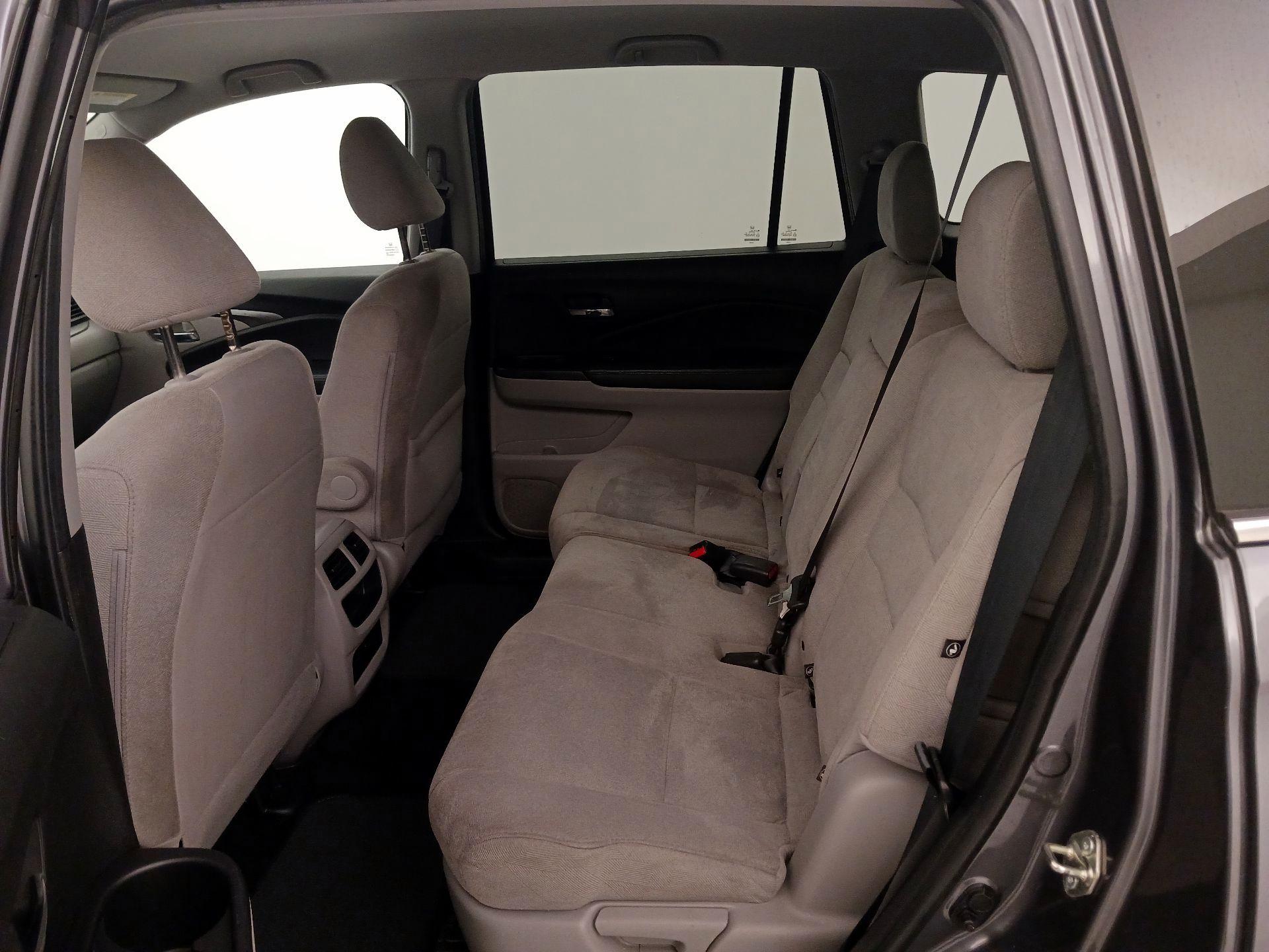 Thumbnail: 2020 Honda Pilot - 19