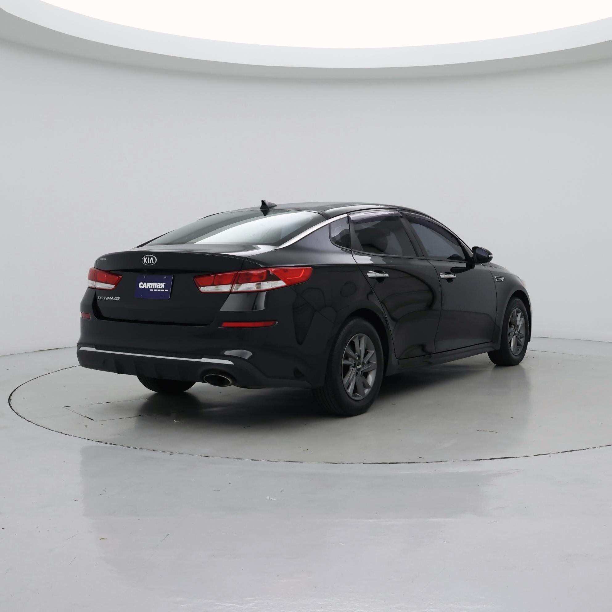 Thumbnail: 2020 Kia Optima - 8