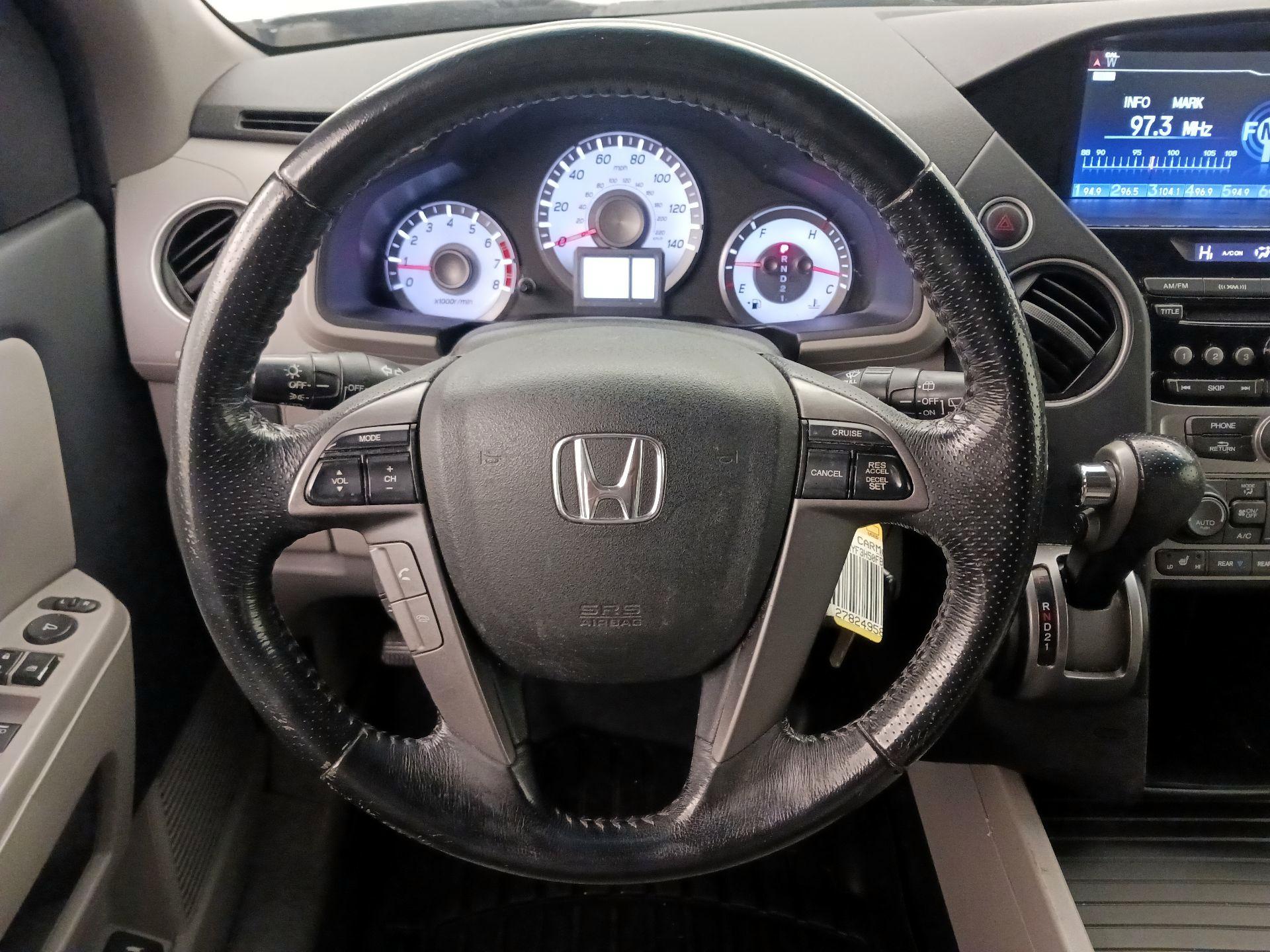 Thumbnail: 2015 Honda Pilot - 10