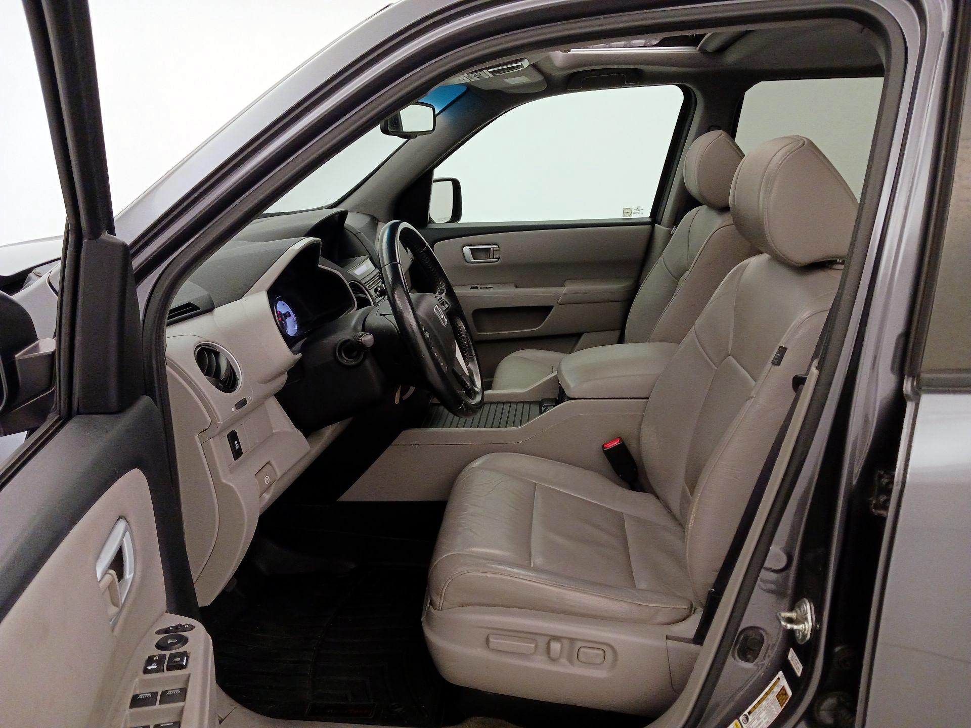 Thumbnail: 2015 Honda Pilot - 11