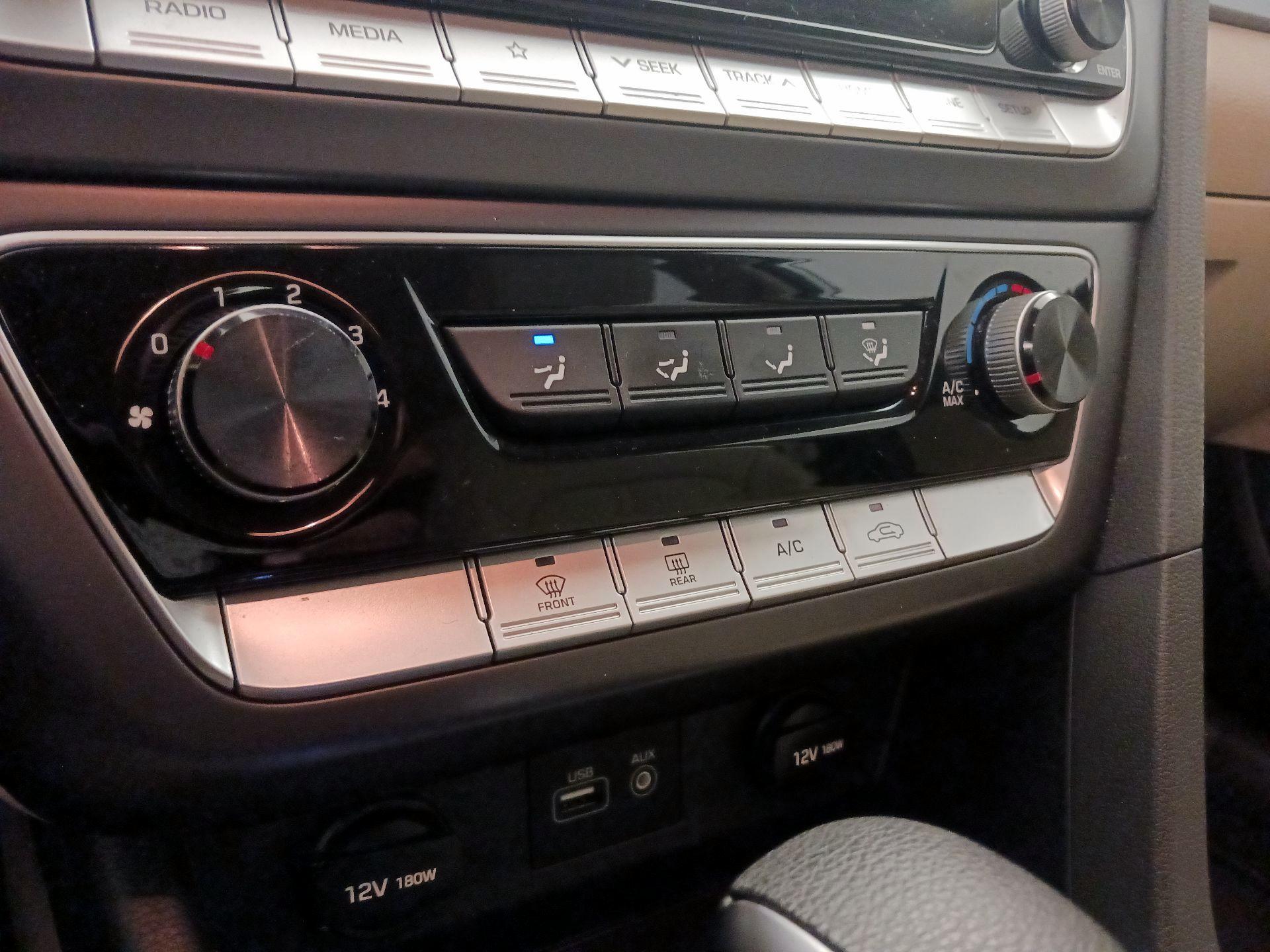 Thumbnail: 2018 Hyundai Sonata - 16