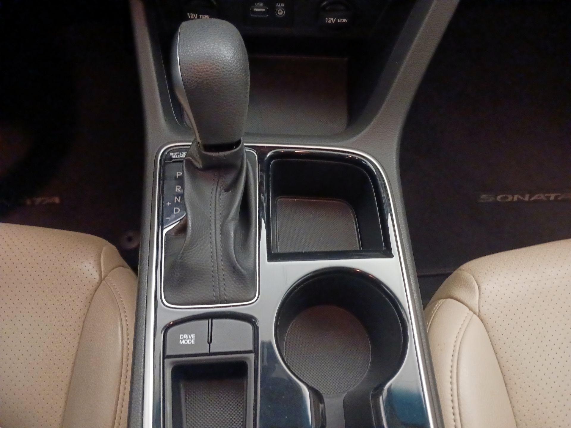 Thumbnail: 2018 Hyundai Sonata - 17