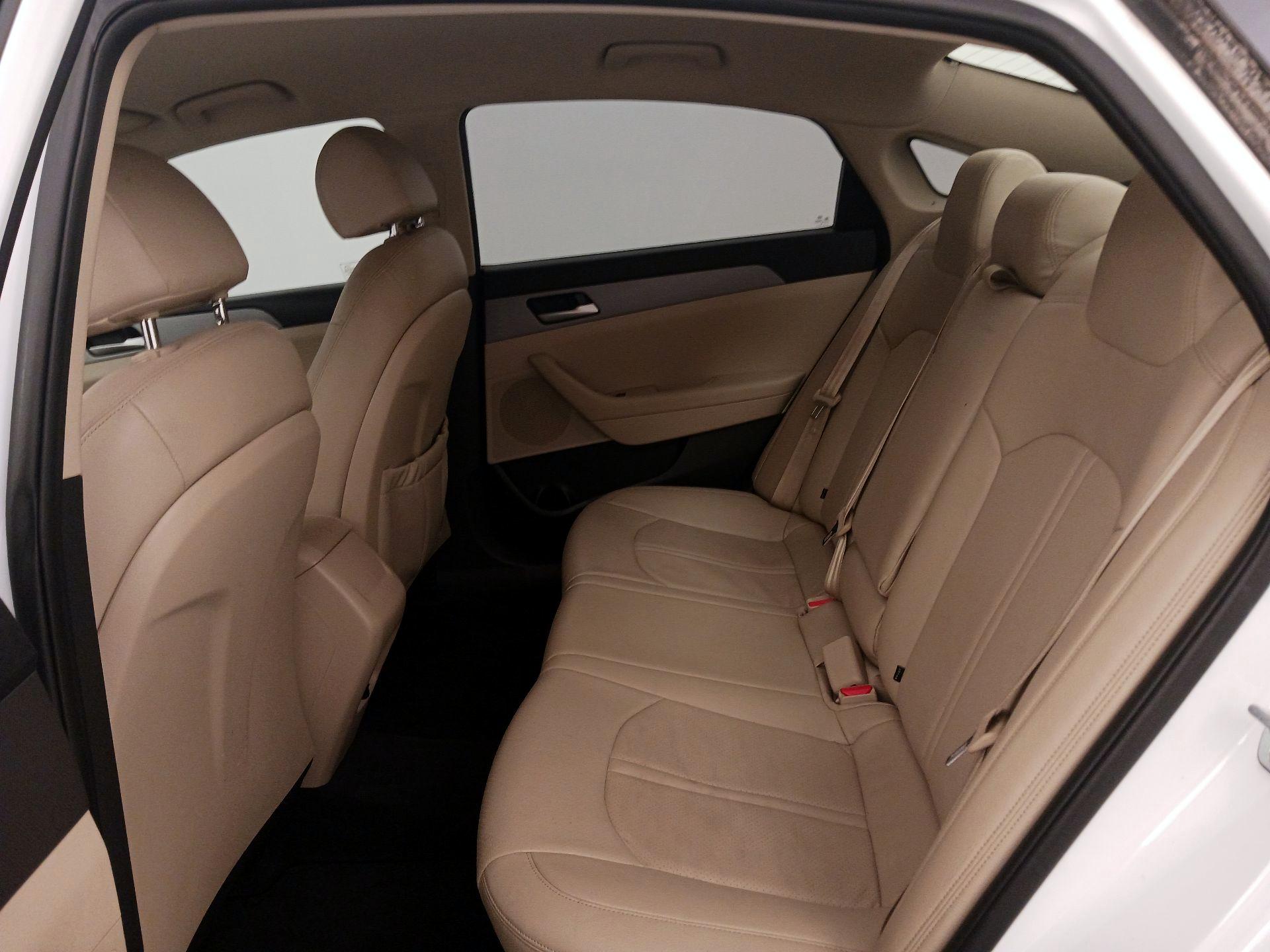 Thumbnail: 2018 Hyundai Sonata - 19