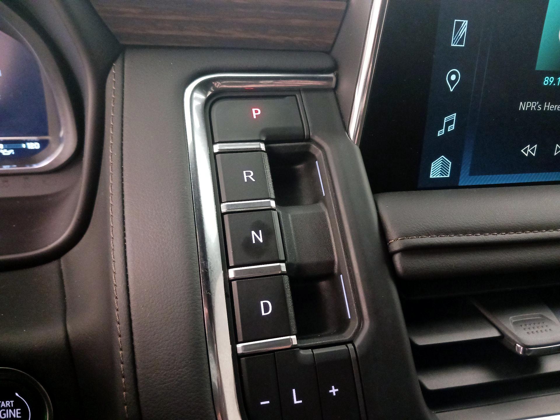 Thumbnail: 2024 Chevrolet Tahoe - 18