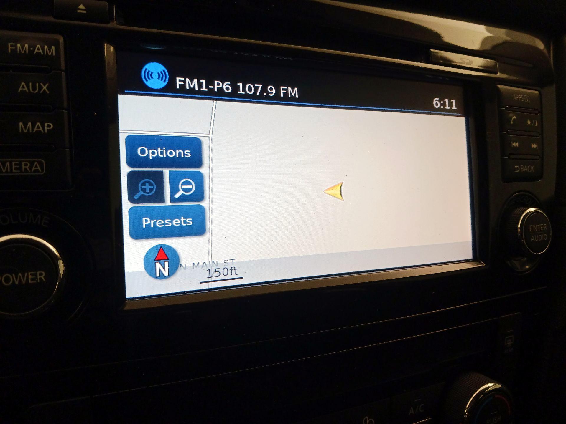 Thumbnail: 2017 Nissan Rogue - 14