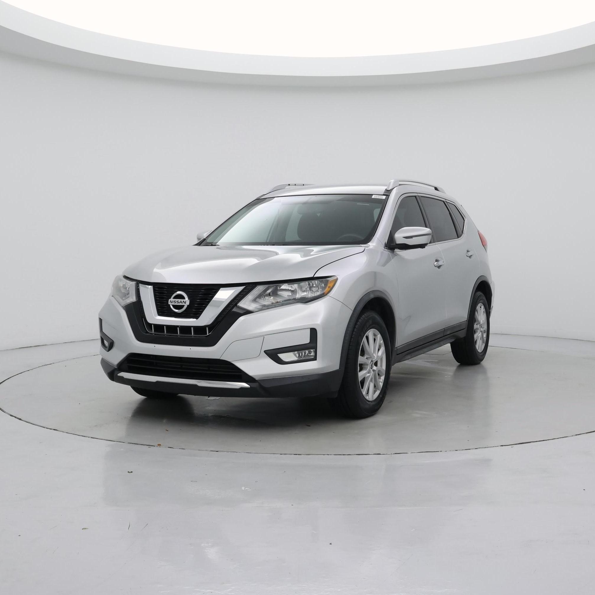 Thumbnail: 2017 Nissan Rogue - 4