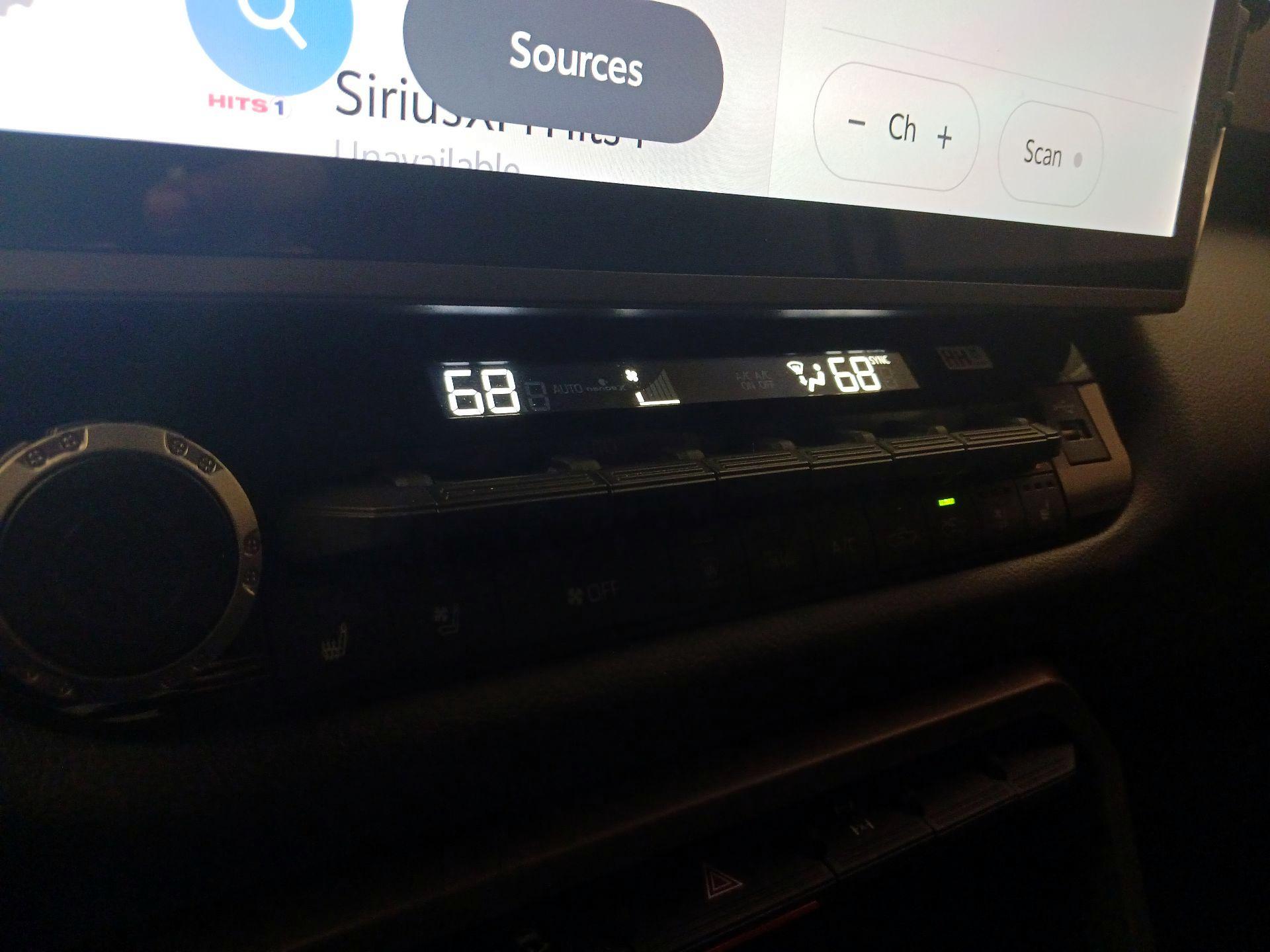 Thumbnail: 2024 Toyota Tundra - 16