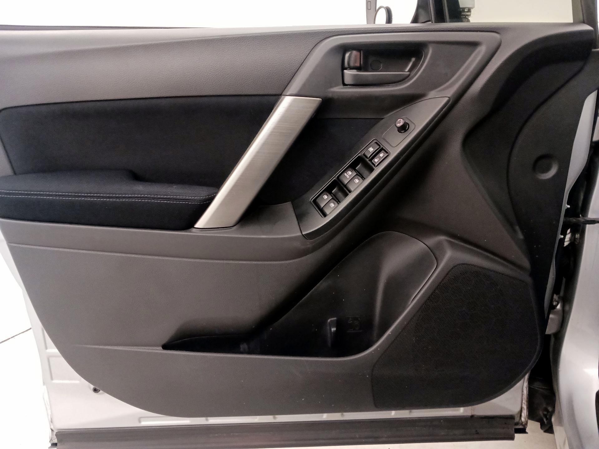 Thumbnail: 2015 Subaru Forester - 12