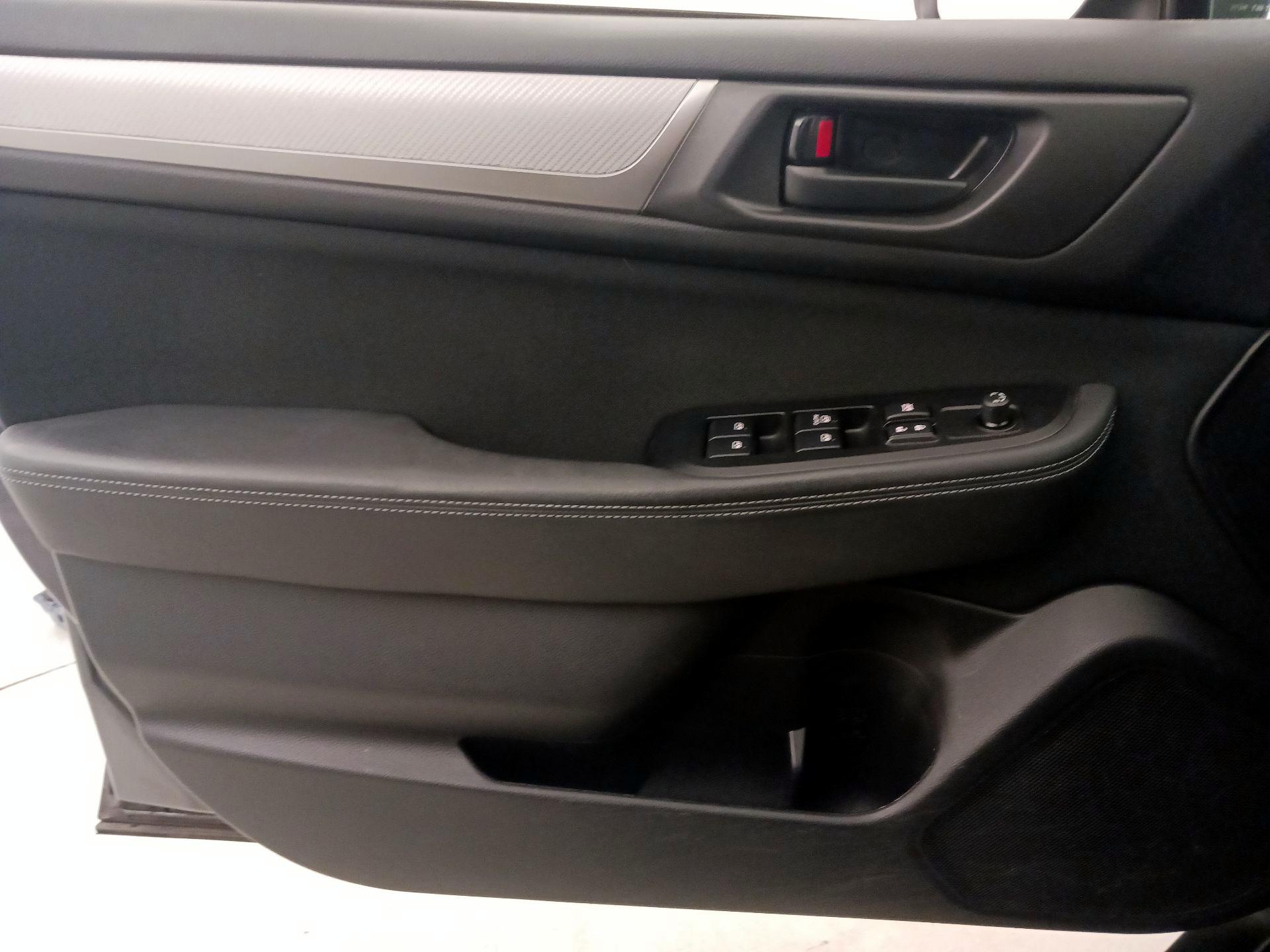 Thumbnail: 2018 Subaru Outback - 12