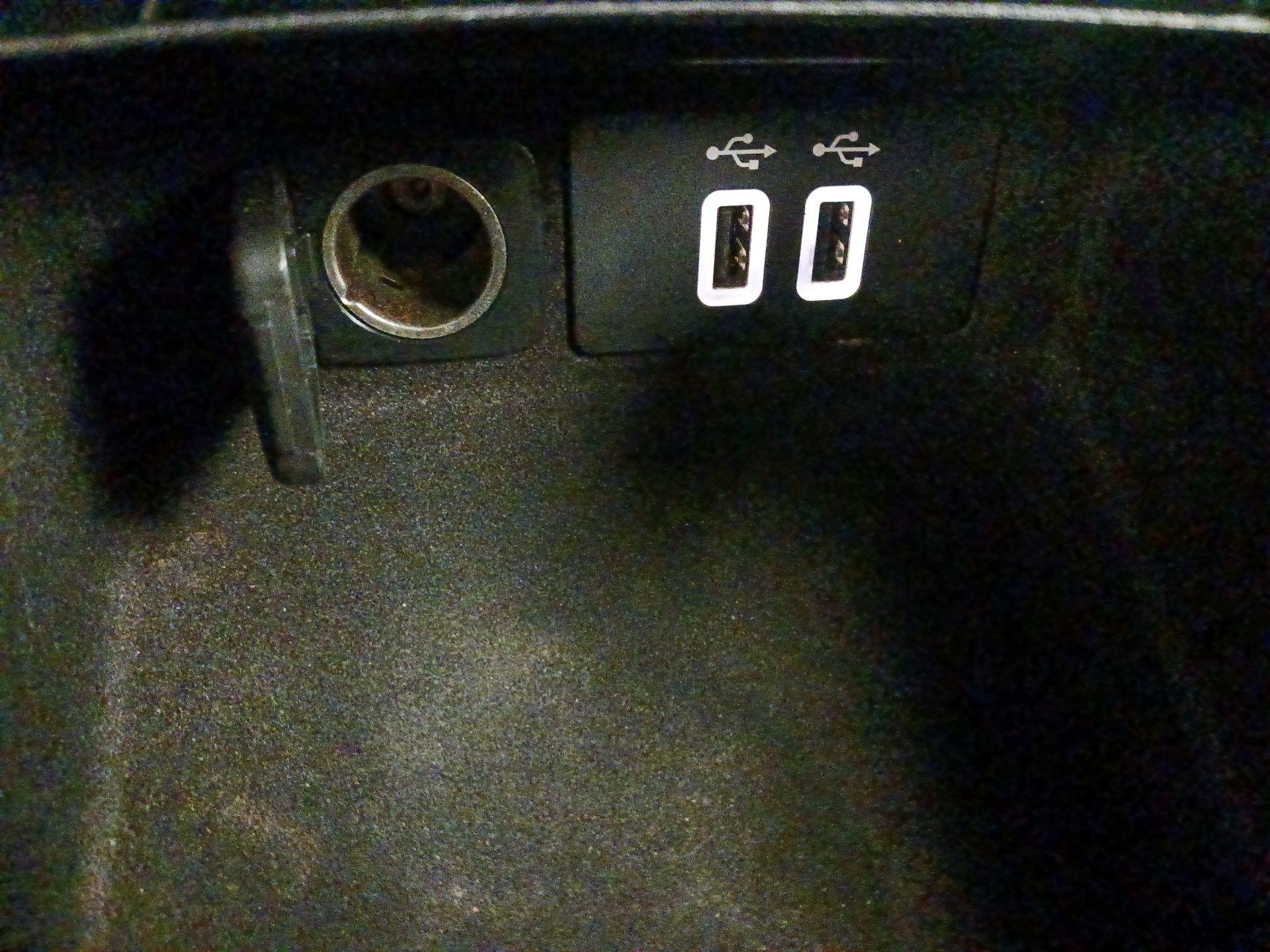 Thumbnail: 2017 Lincoln MKC - 19