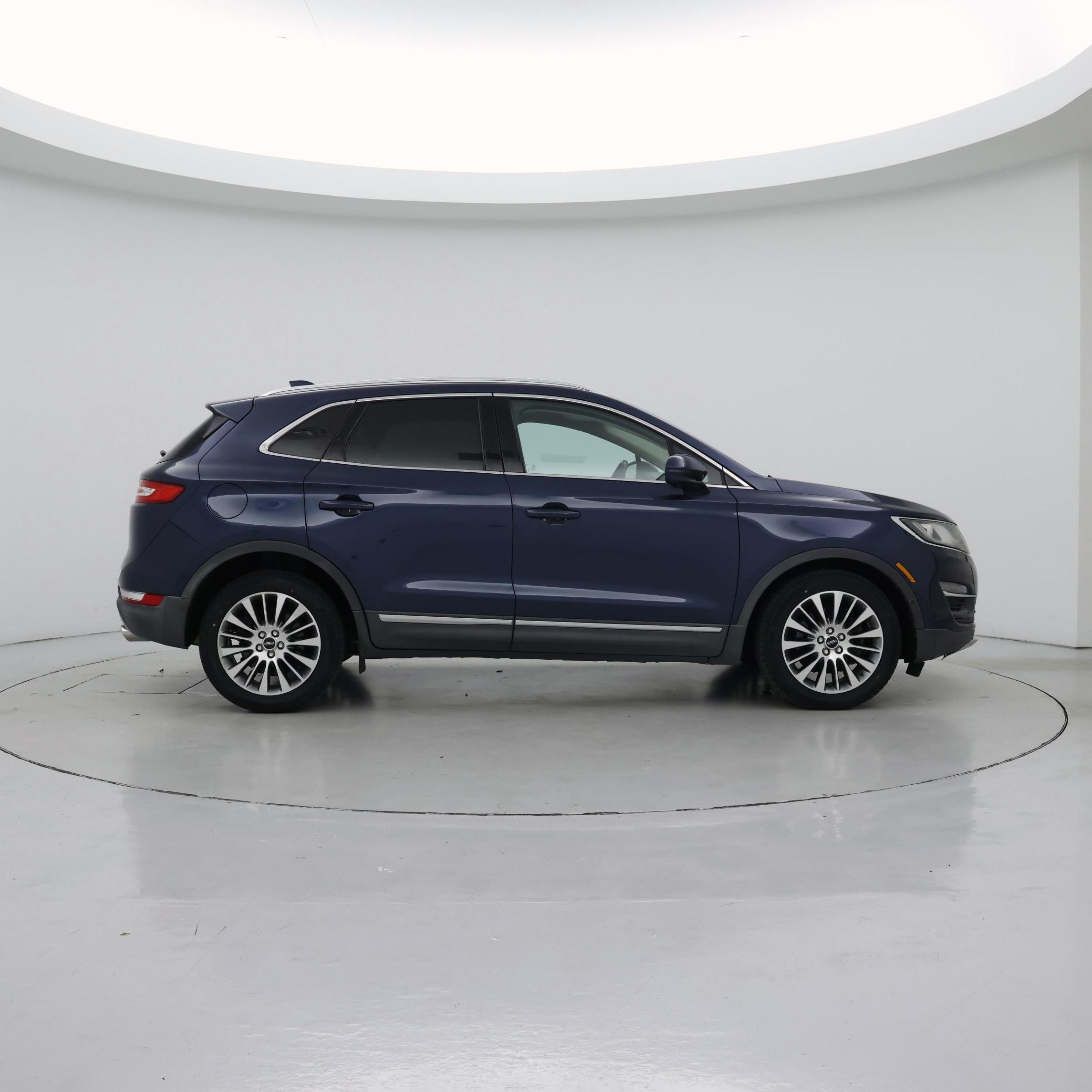 Thumbnail: 2017 Lincoln MKC - 7