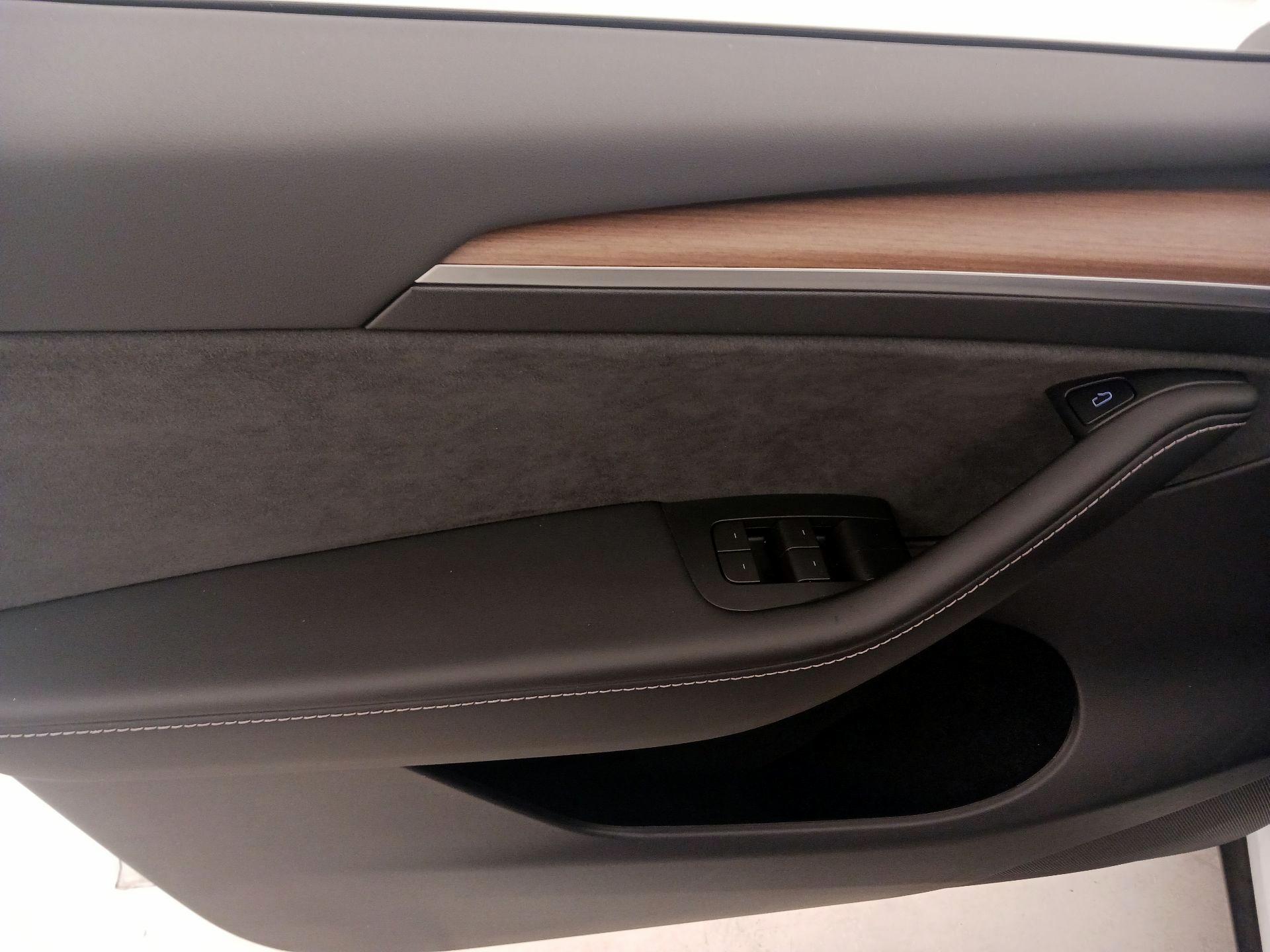 Thumbnail: 2023 Tesla Model Y - 12