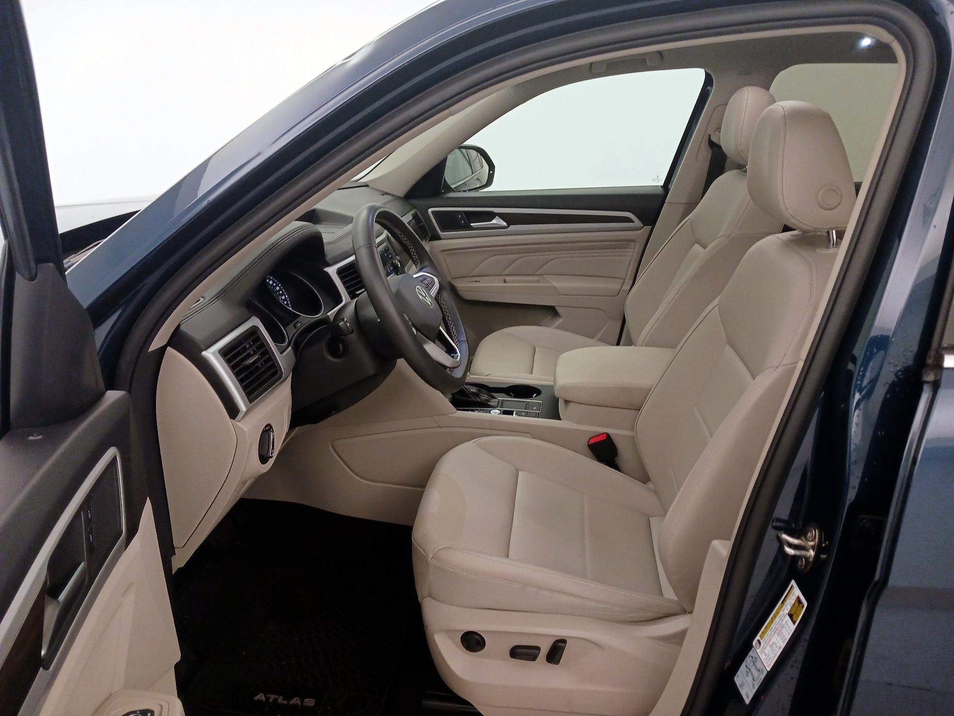 Thumbnail: 2021 Volkswagen Atlas - 11