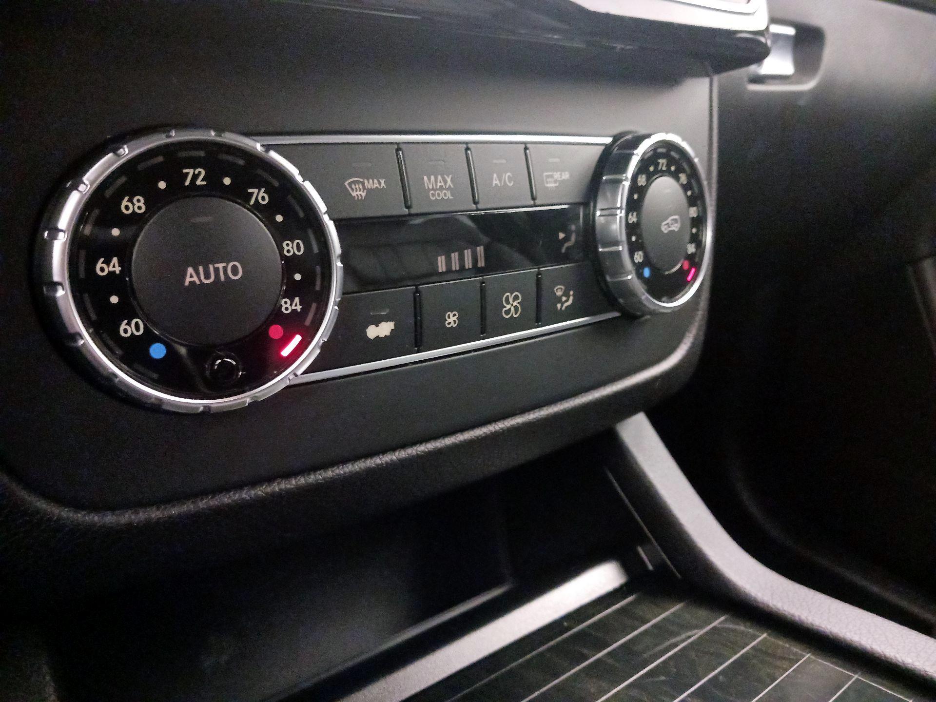 Thumbnail: 2018 Mercedes-Benz GLE - 17