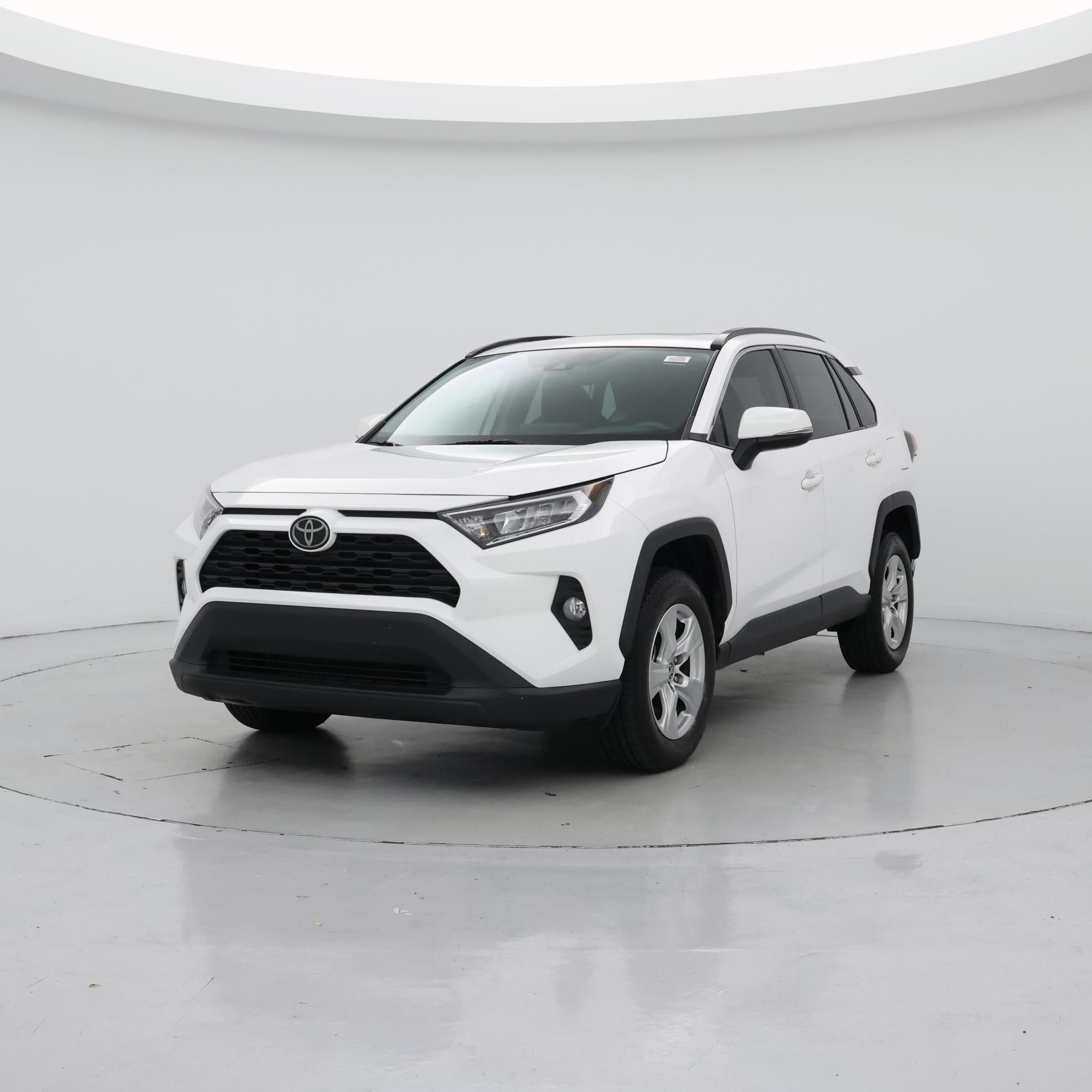 Thumbnail: 2021 Toyota RAV4 - 4