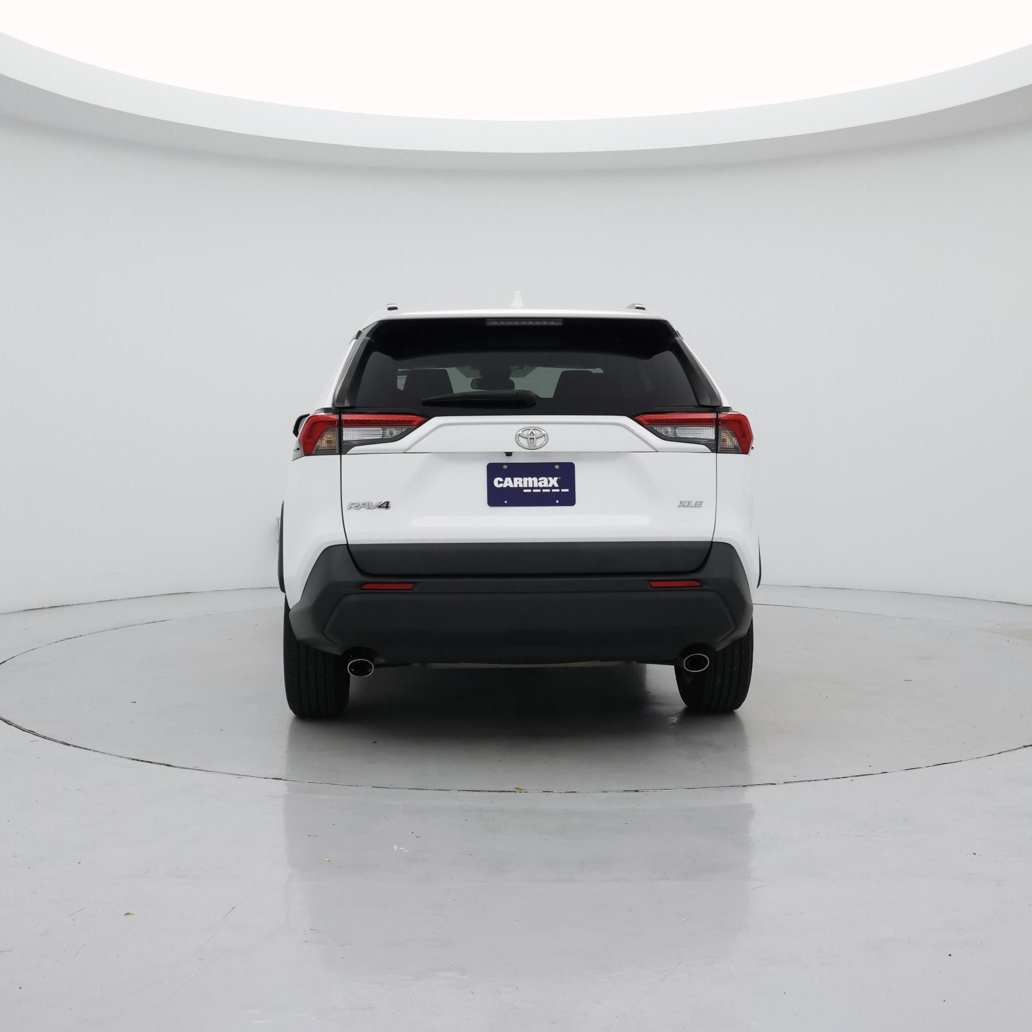 Thumbnail: 2021 Toyota RAV4 - 6