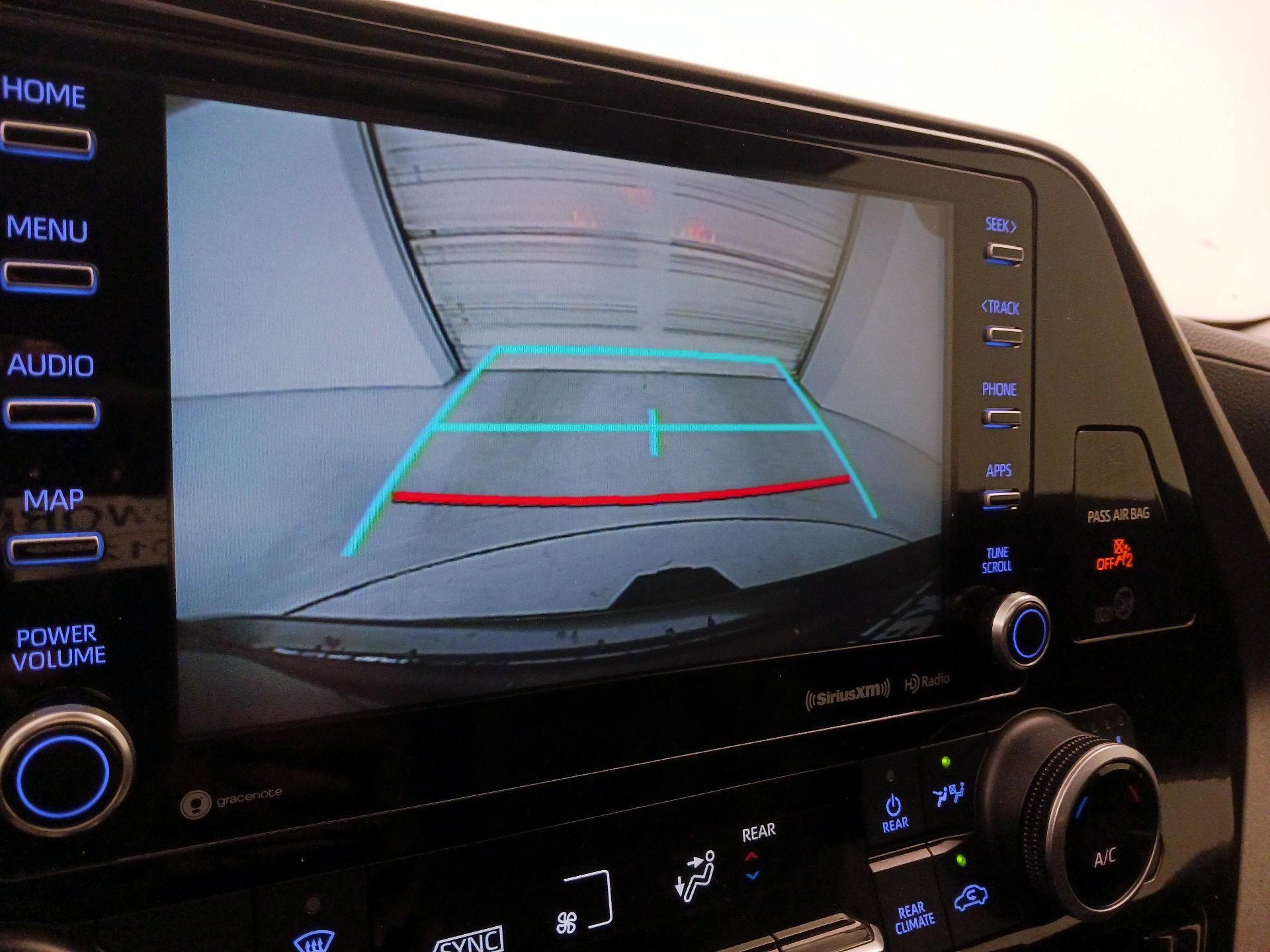 Thumbnail: 2021 Toyota Highlander - 14