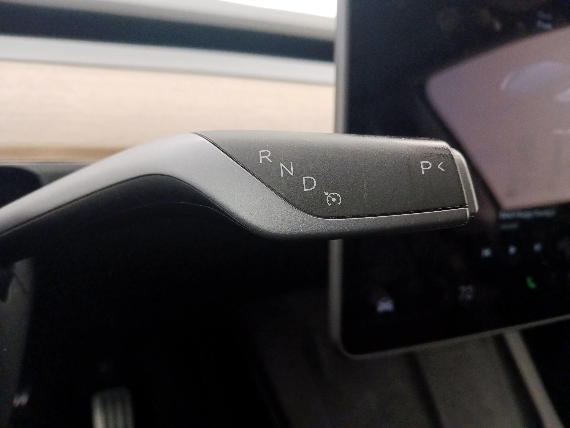 Thumbnail: 2022 Tesla Model Y - 17