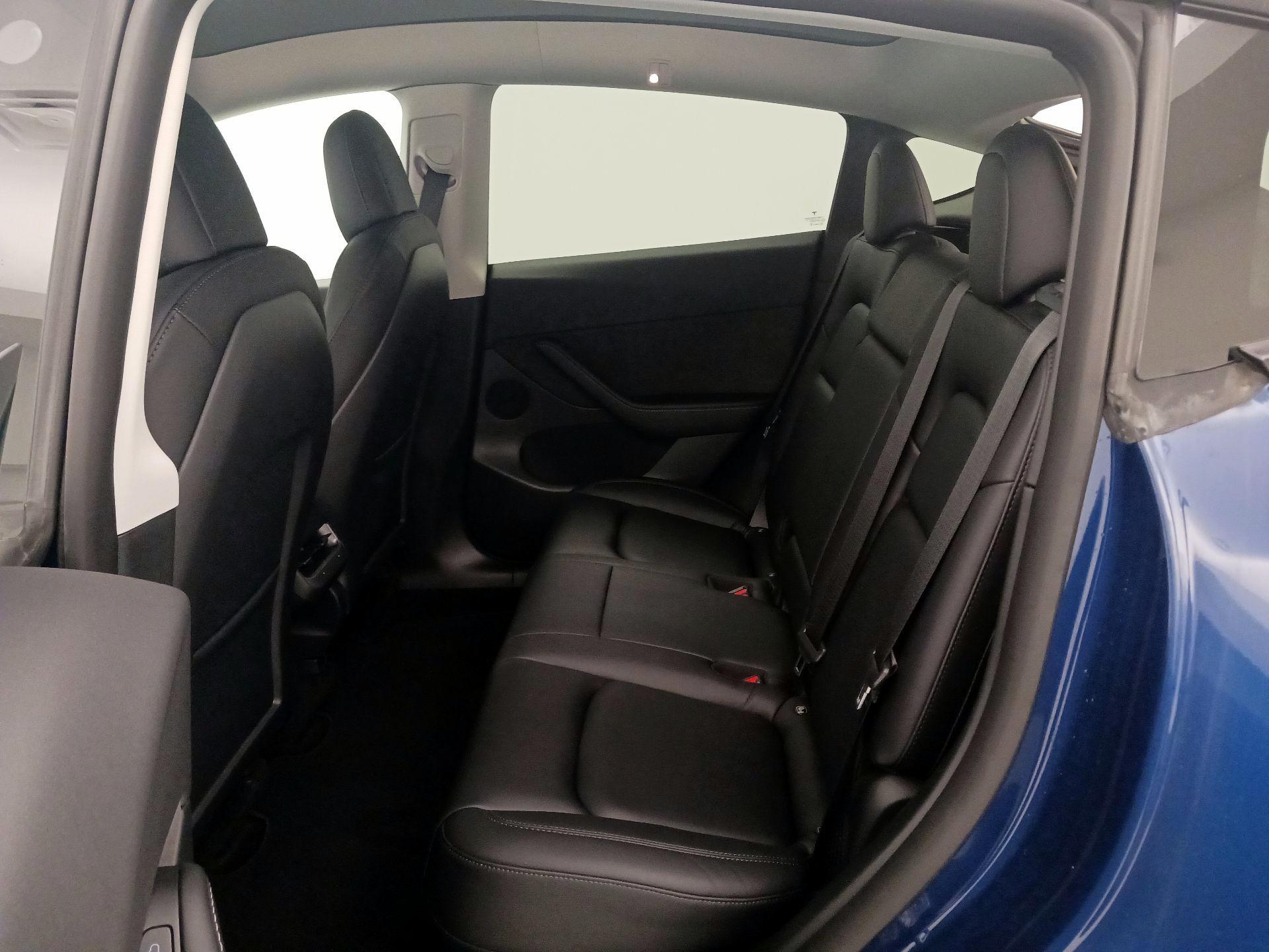 Thumbnail: 2022 Tesla Model Y - 18